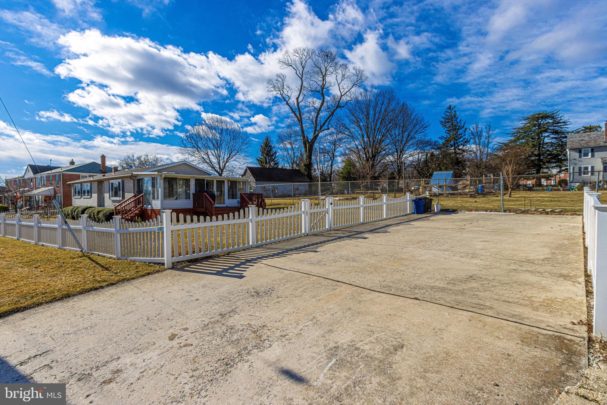 MOUNT RIDGE - Residential