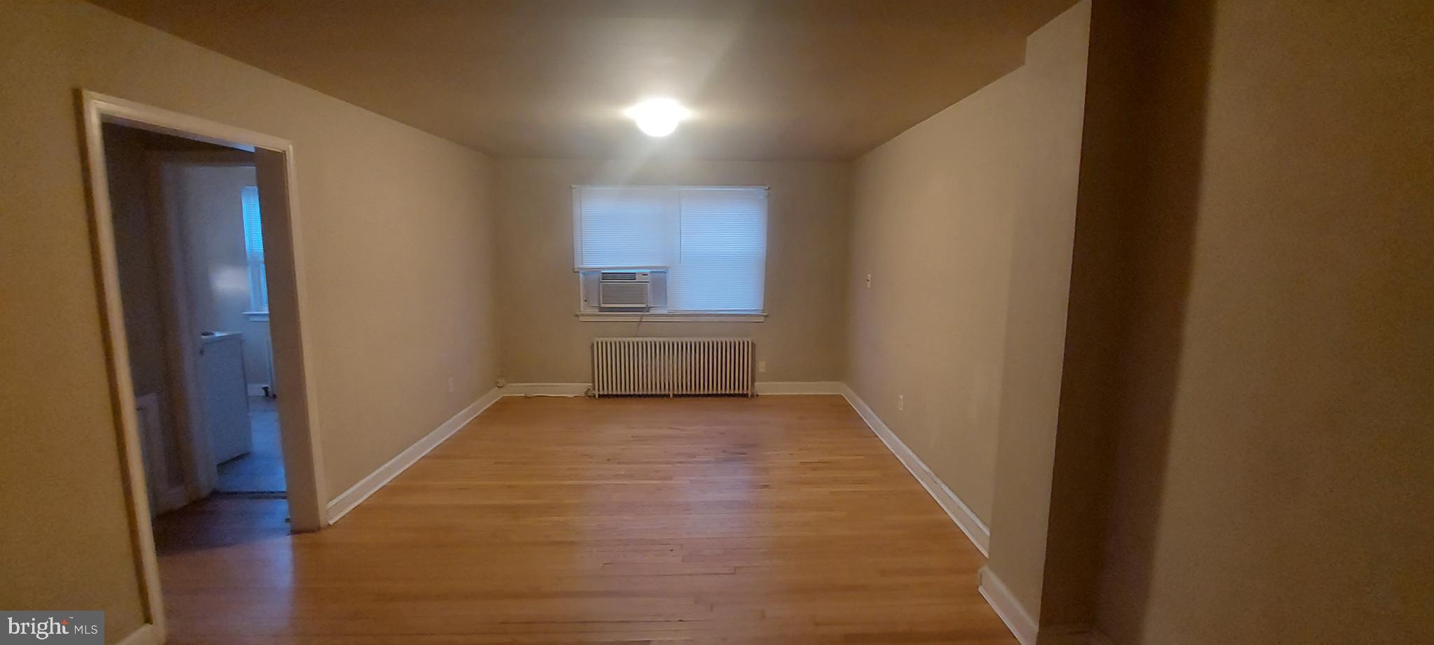 DAMASCUS OUTSIDE - Residential Lease