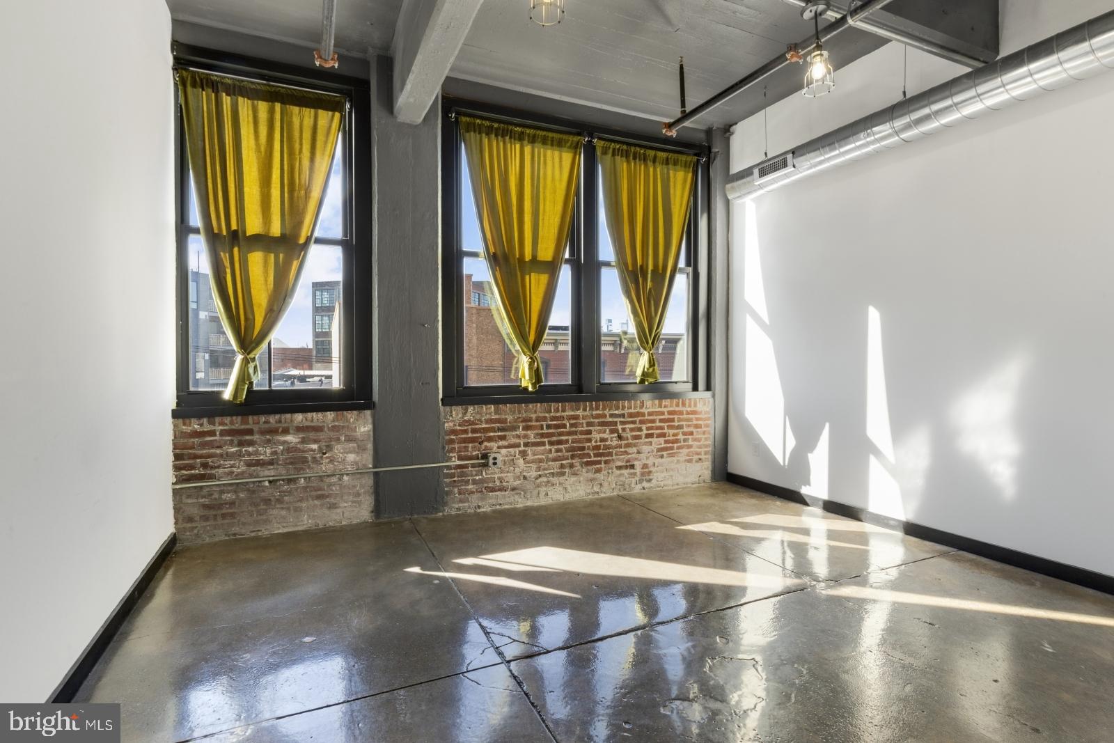 FISHTOWN - Residential Lease