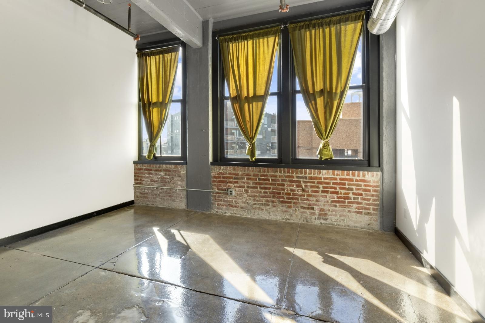 FISHTOWN - Residential Lease