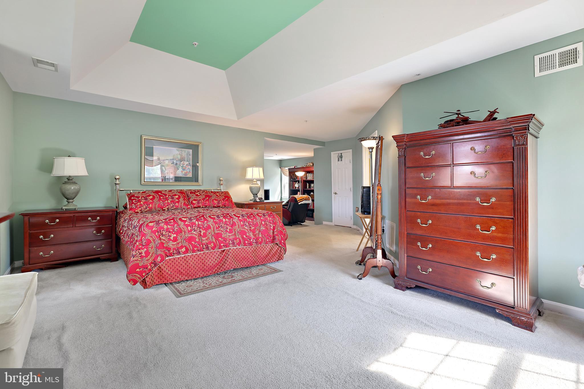 THE RIDGES - Residential