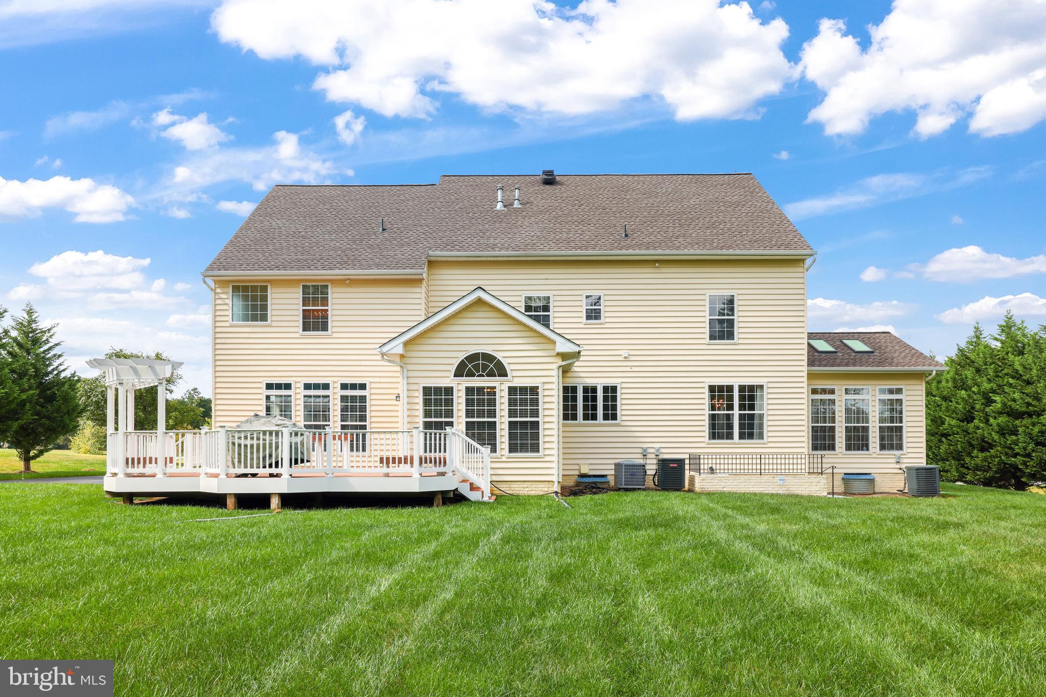 THE RIDGES - Residential