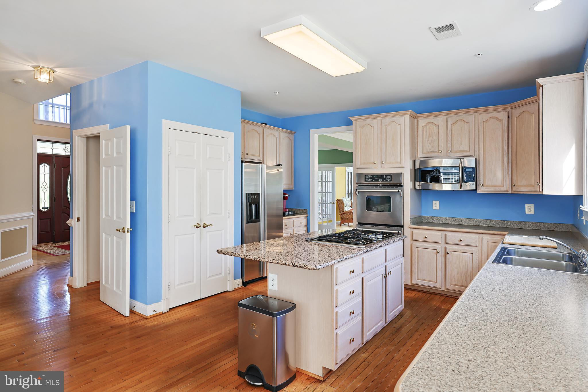 THE RIDGES - Residential