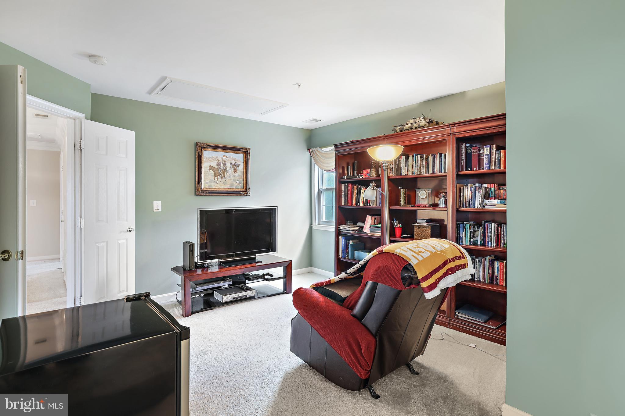 THE RIDGES - Residential