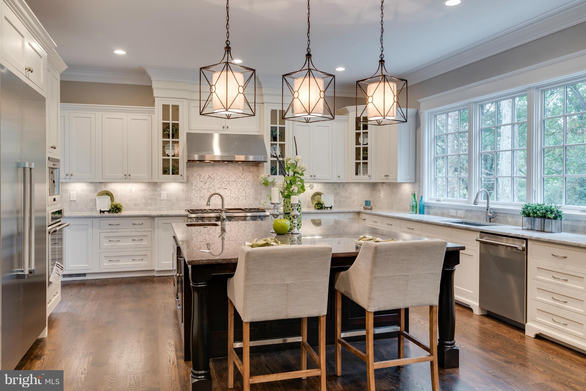 SALONA VILLAGE - Residential