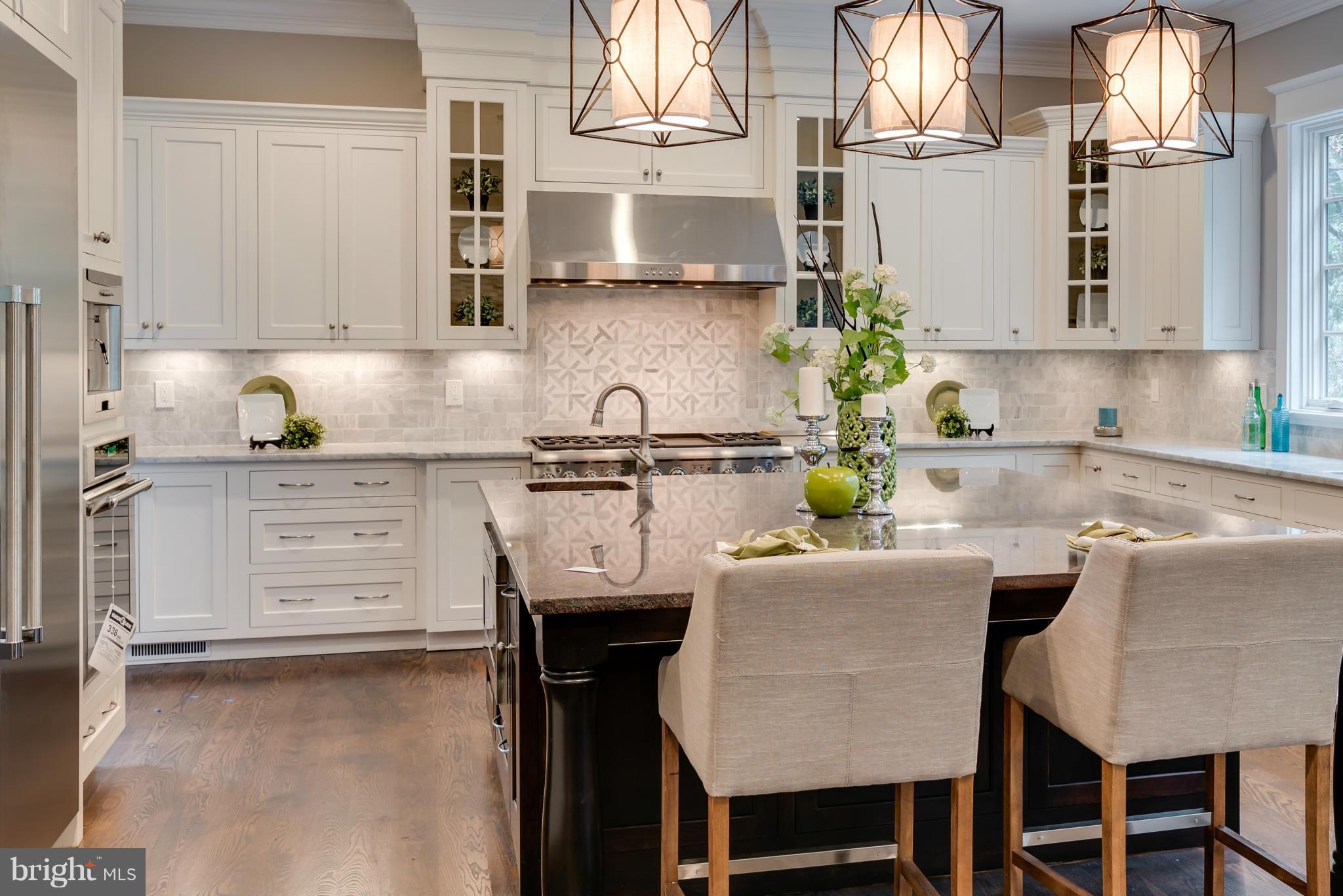 SALONA VILLAGE - Residential