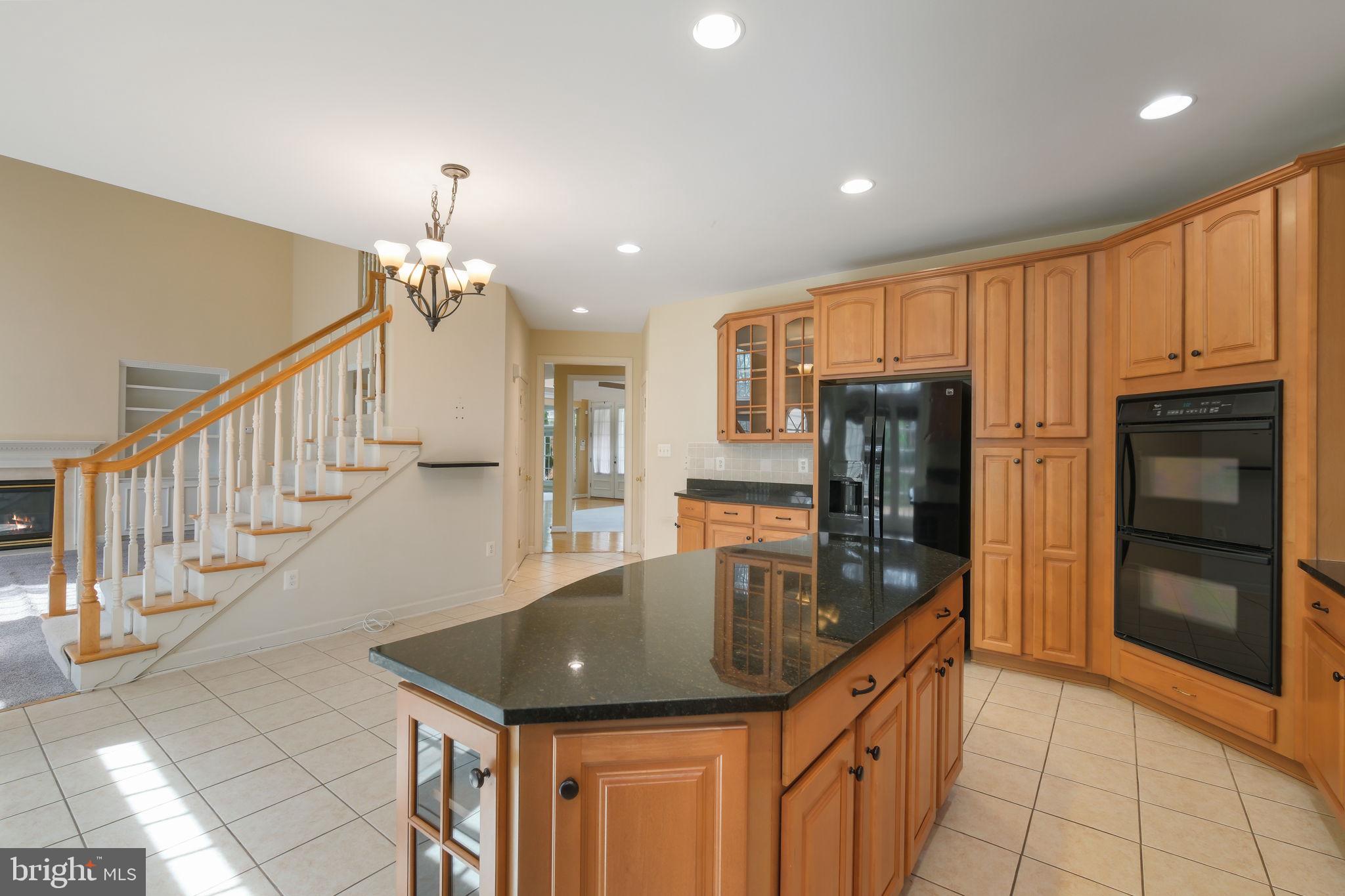 GLEN MILL KNOLLS - Residential