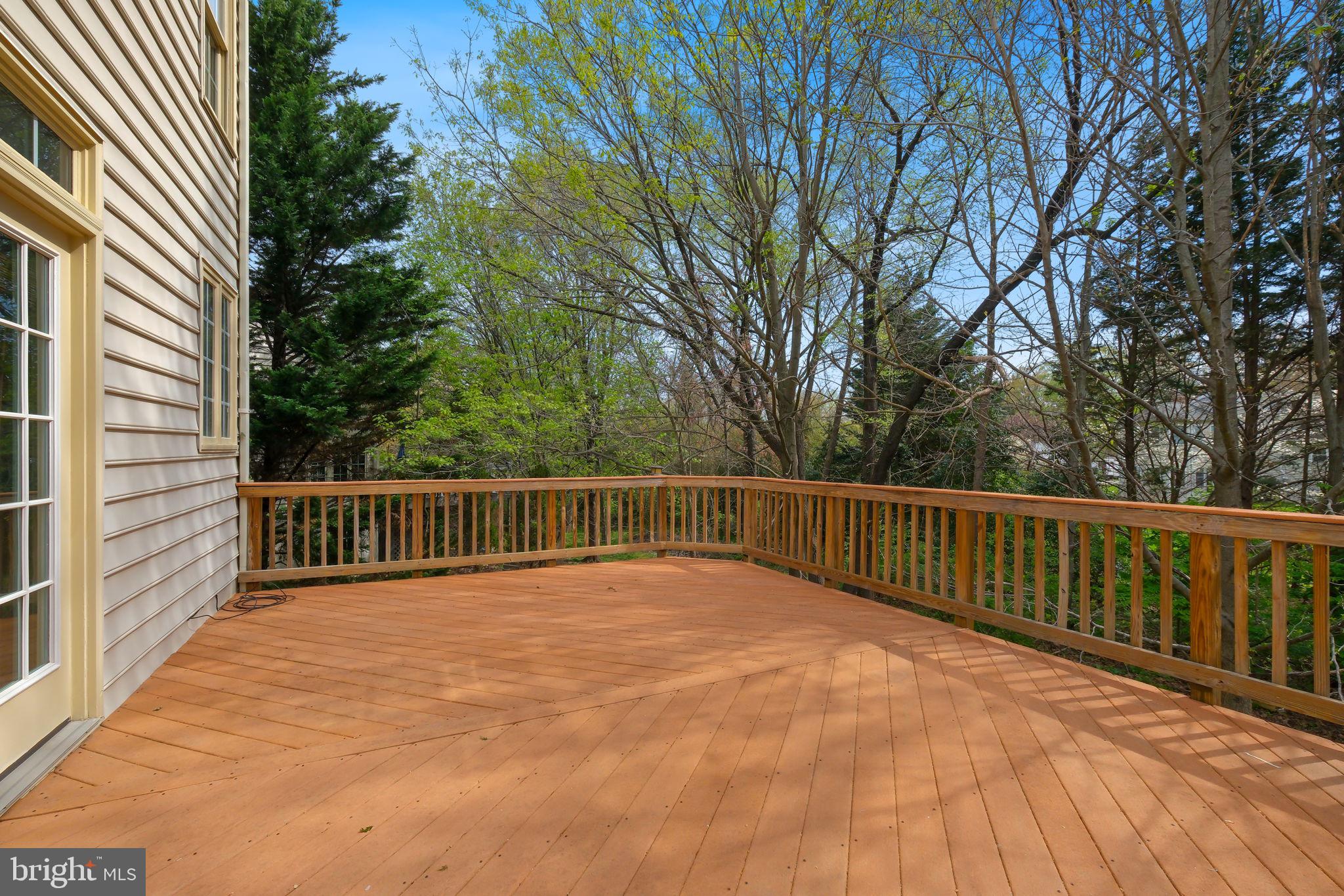 GLEN MILL KNOLLS - Residential