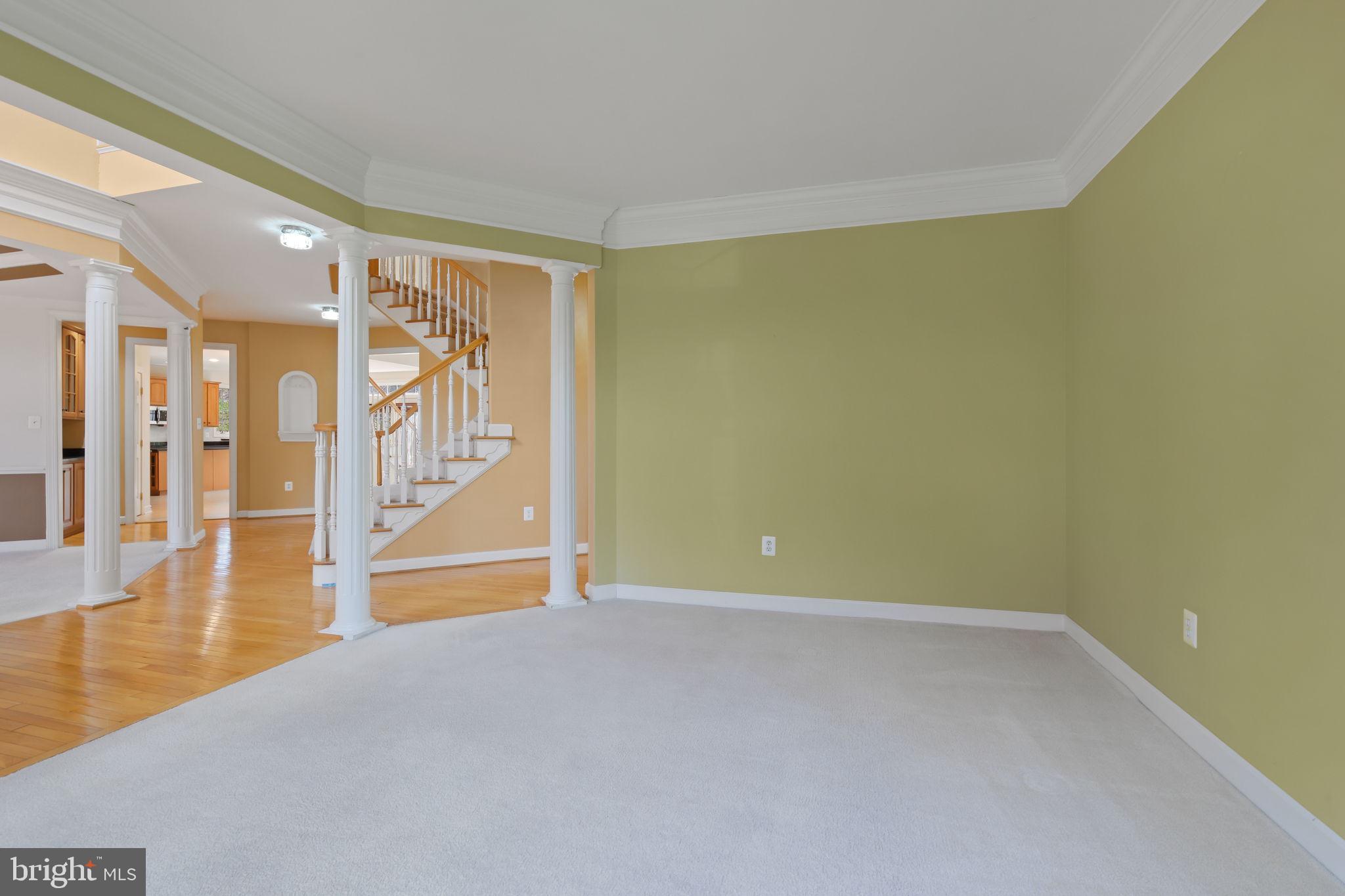 GLEN MILL KNOLLS - Residential