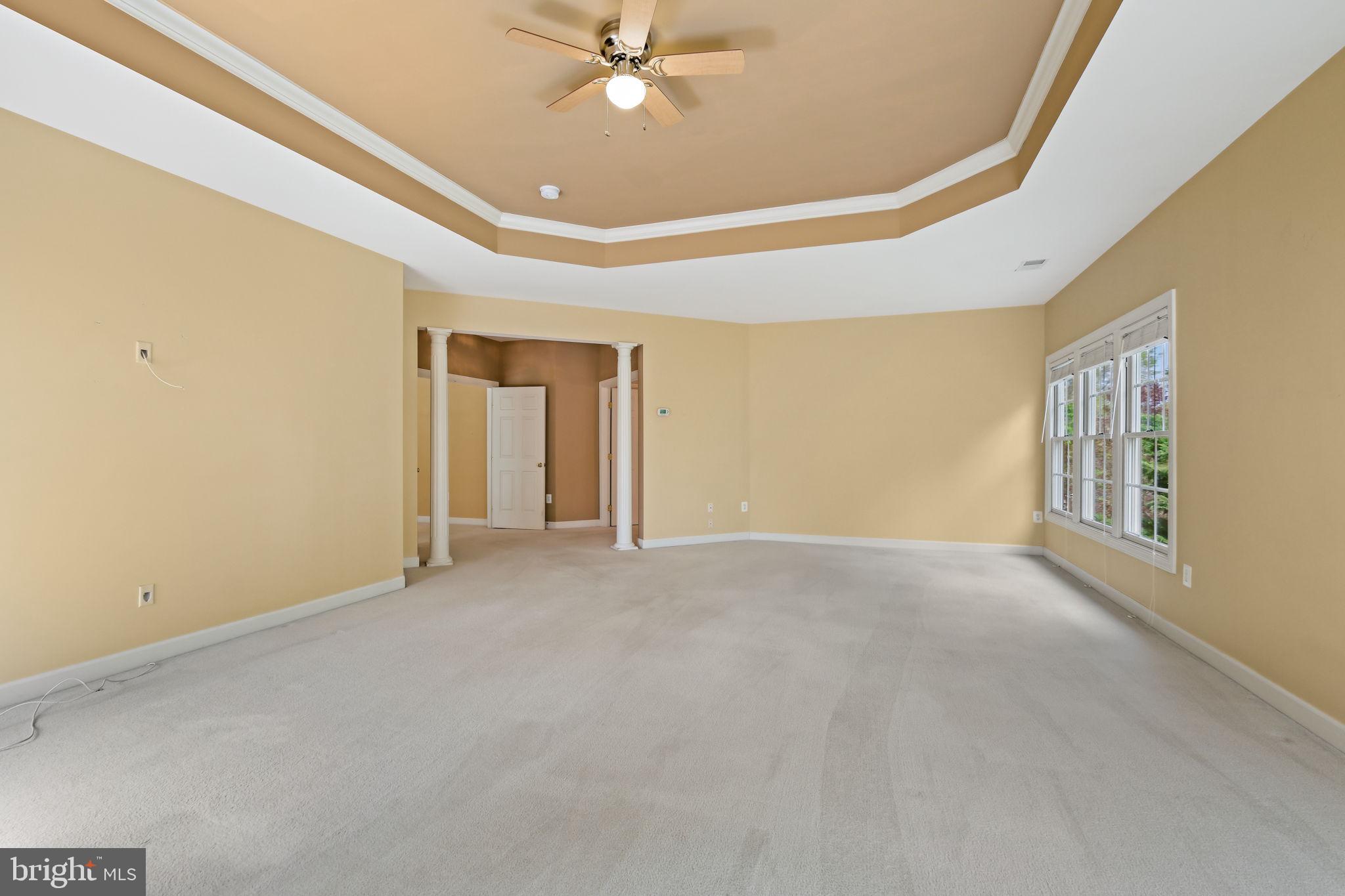 GLEN MILL KNOLLS - Residential