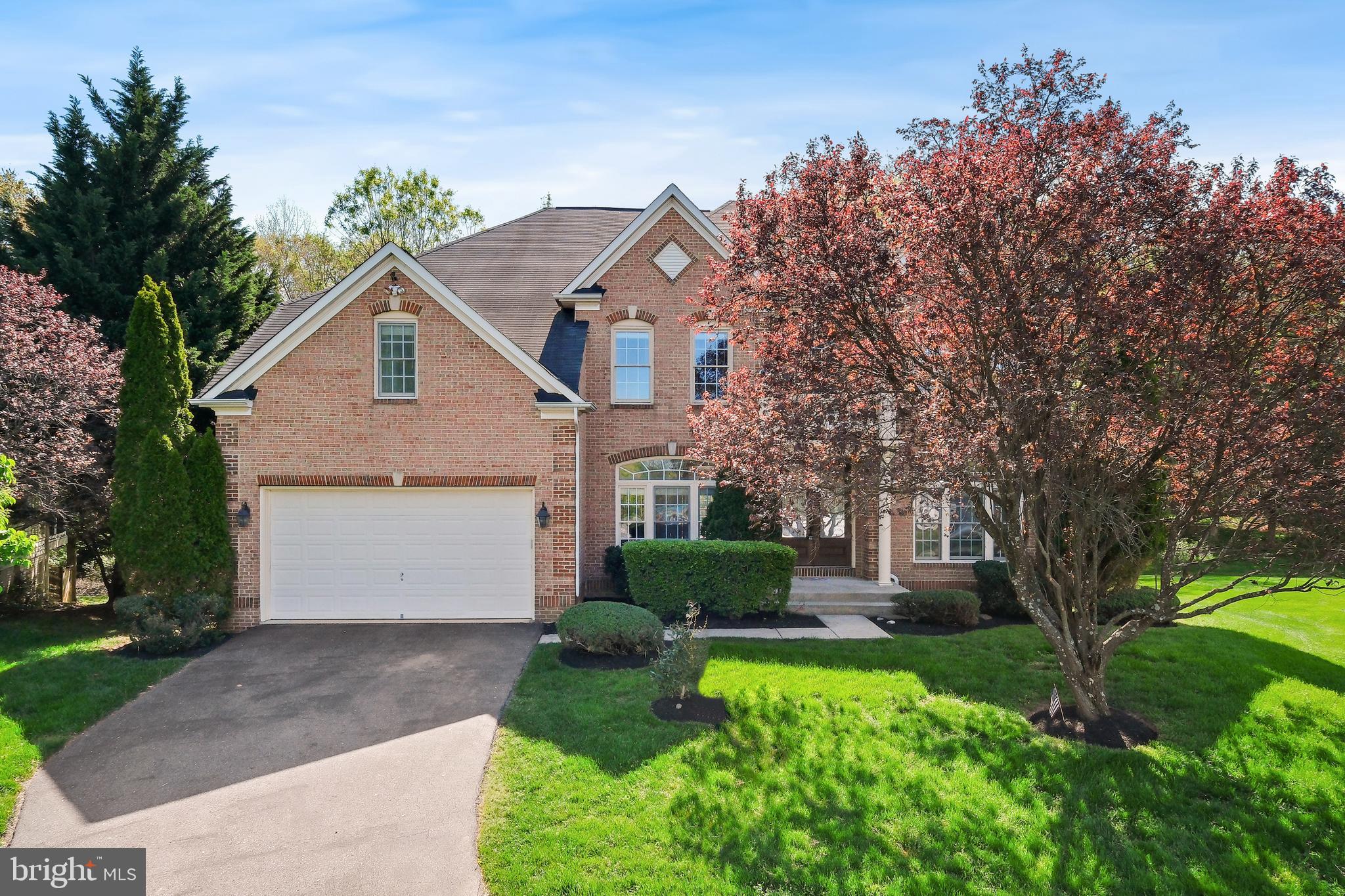 GLEN MILL KNOLLS - Residential