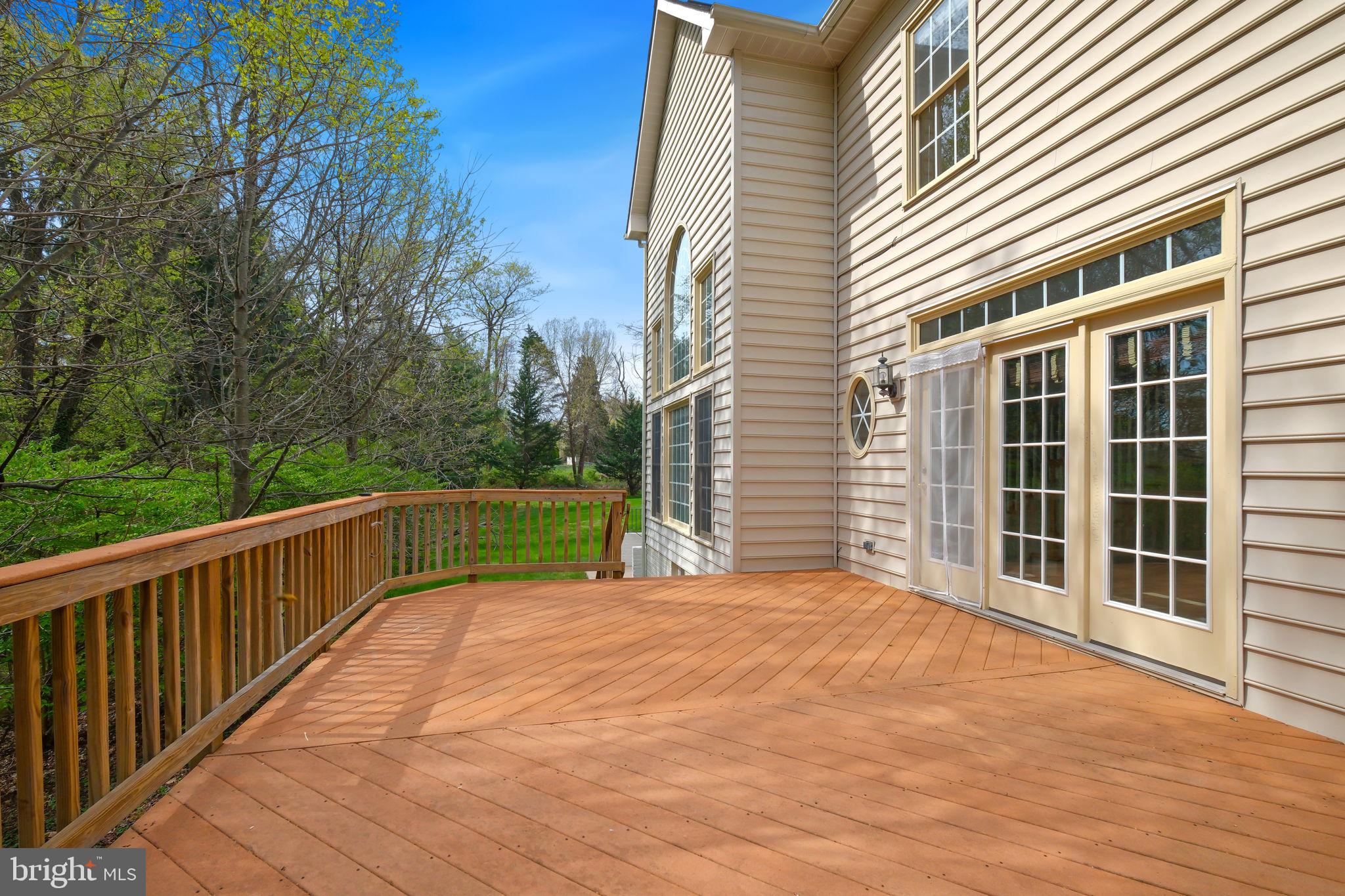 GLEN MILL KNOLLS - Residential