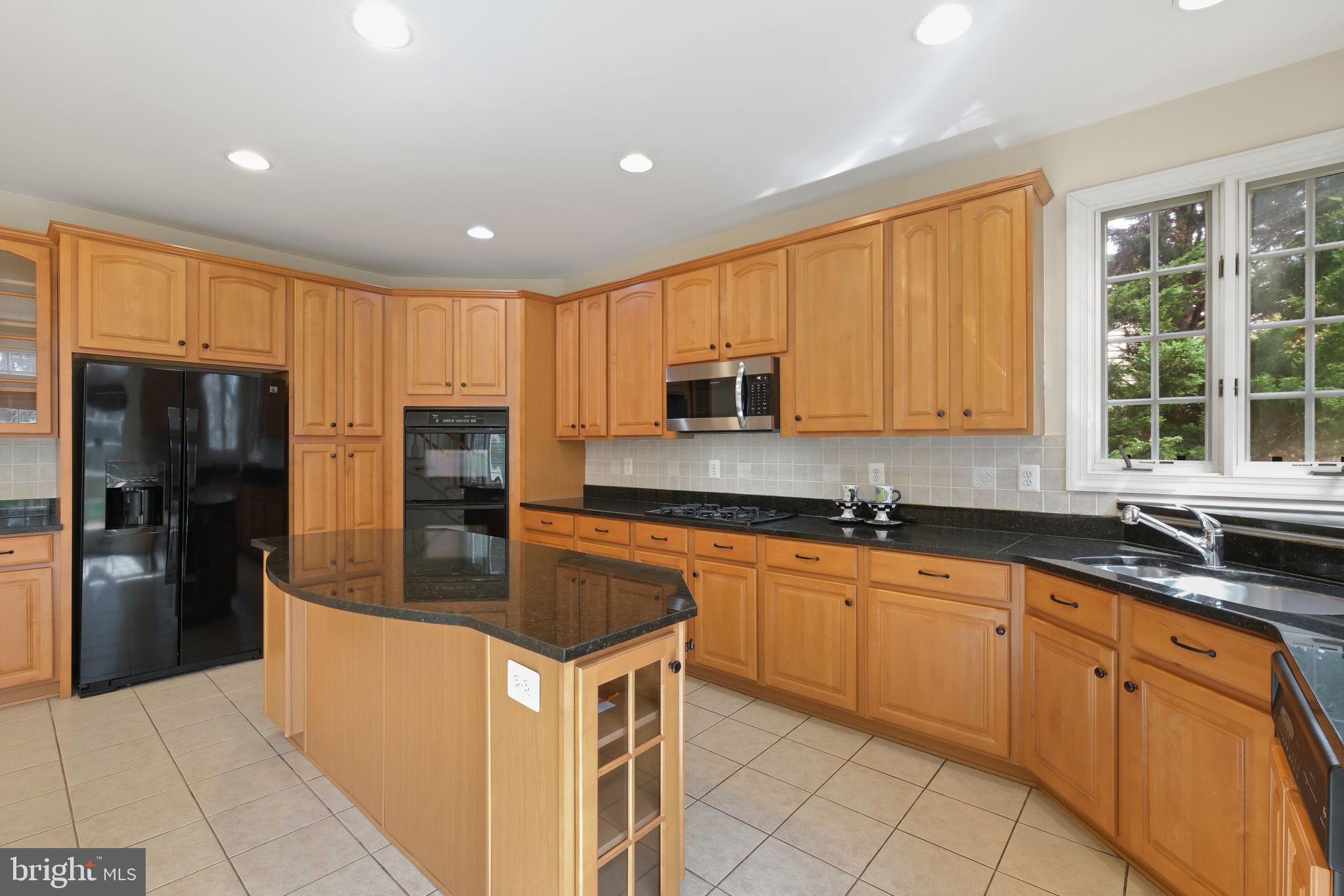 GLEN MILL KNOLLS - Residential