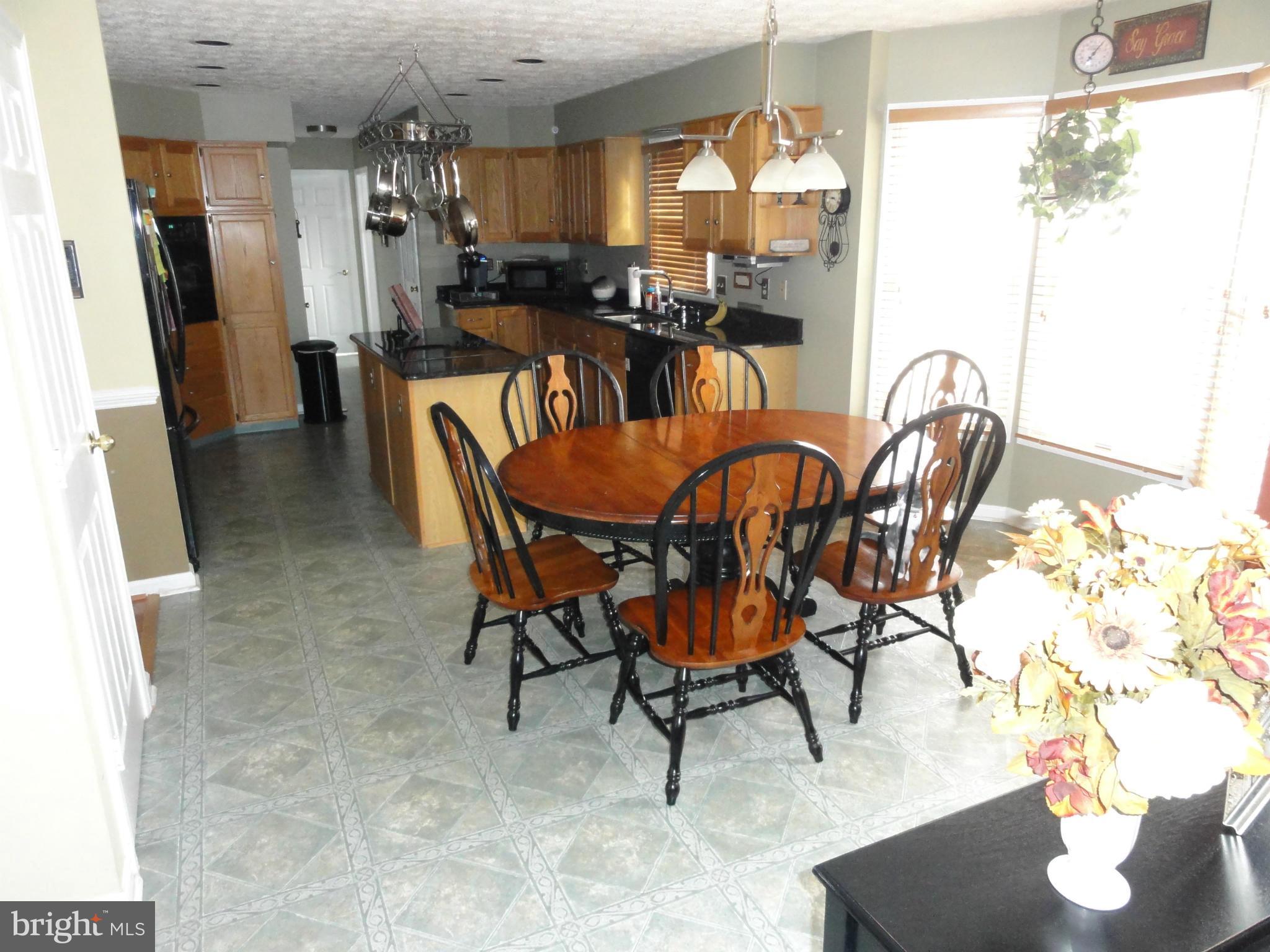 WINDY KNOLLS - Residential