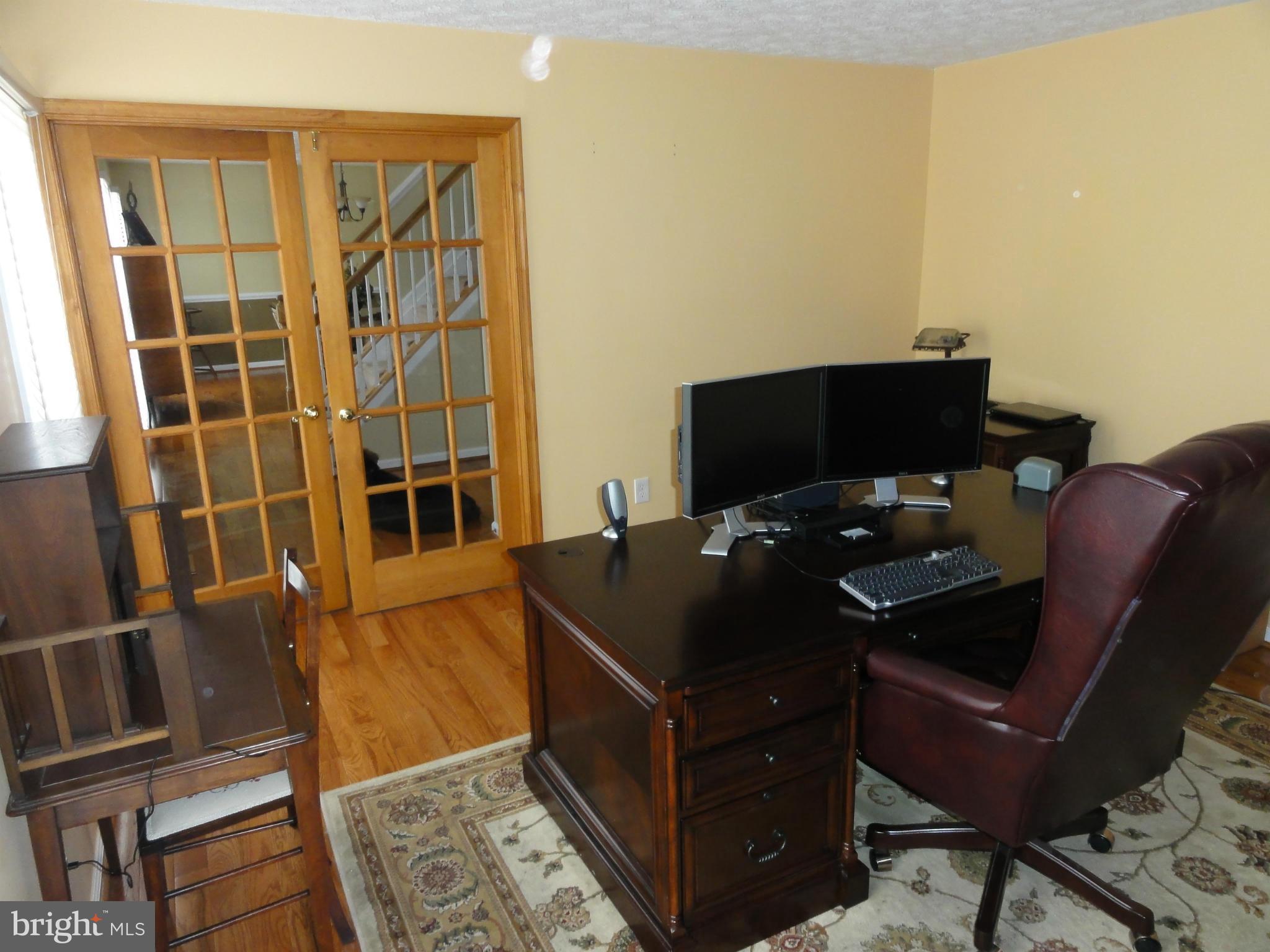 WINDY KNOLLS - Residential