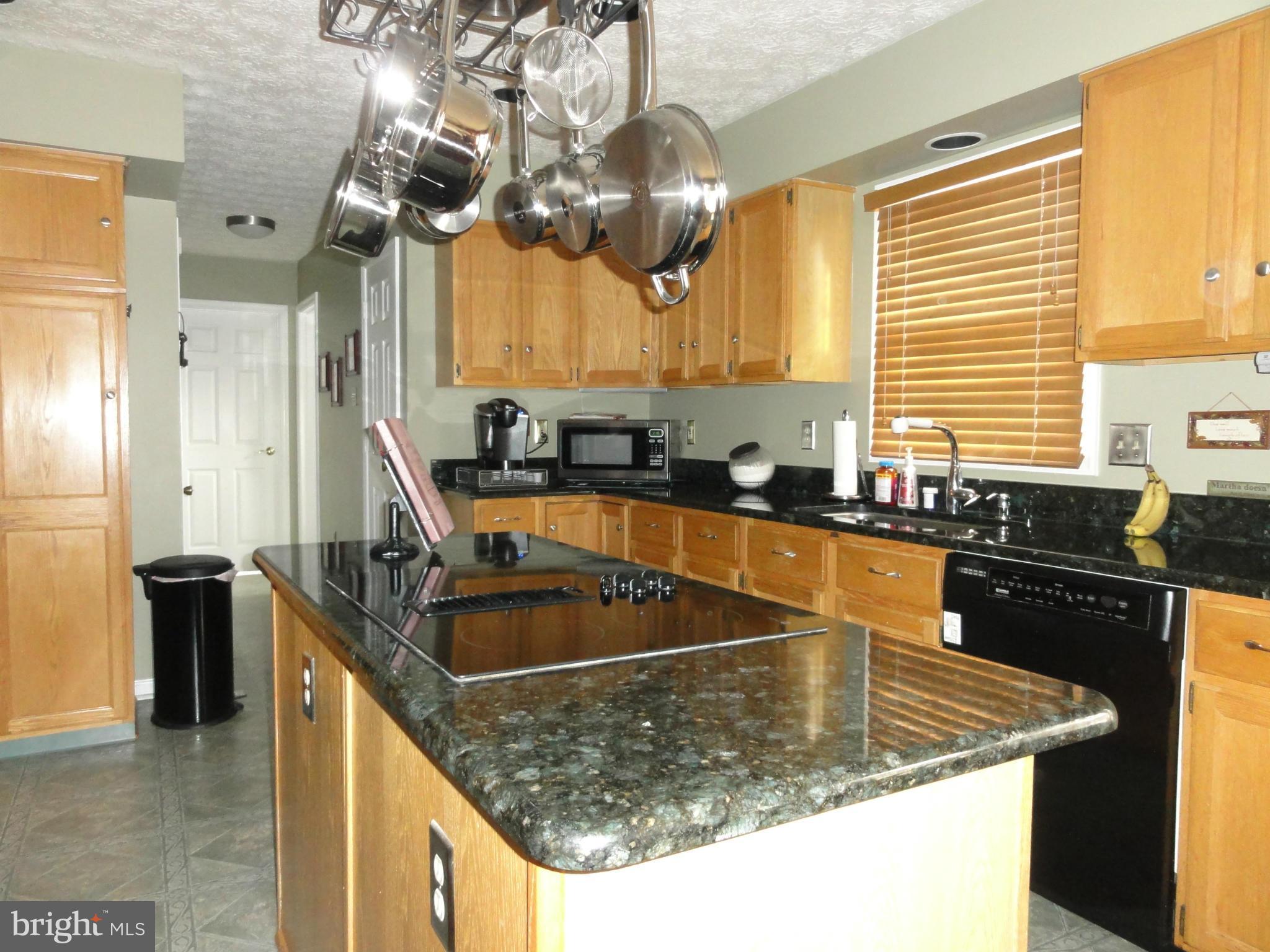 WINDY KNOLLS - Residential