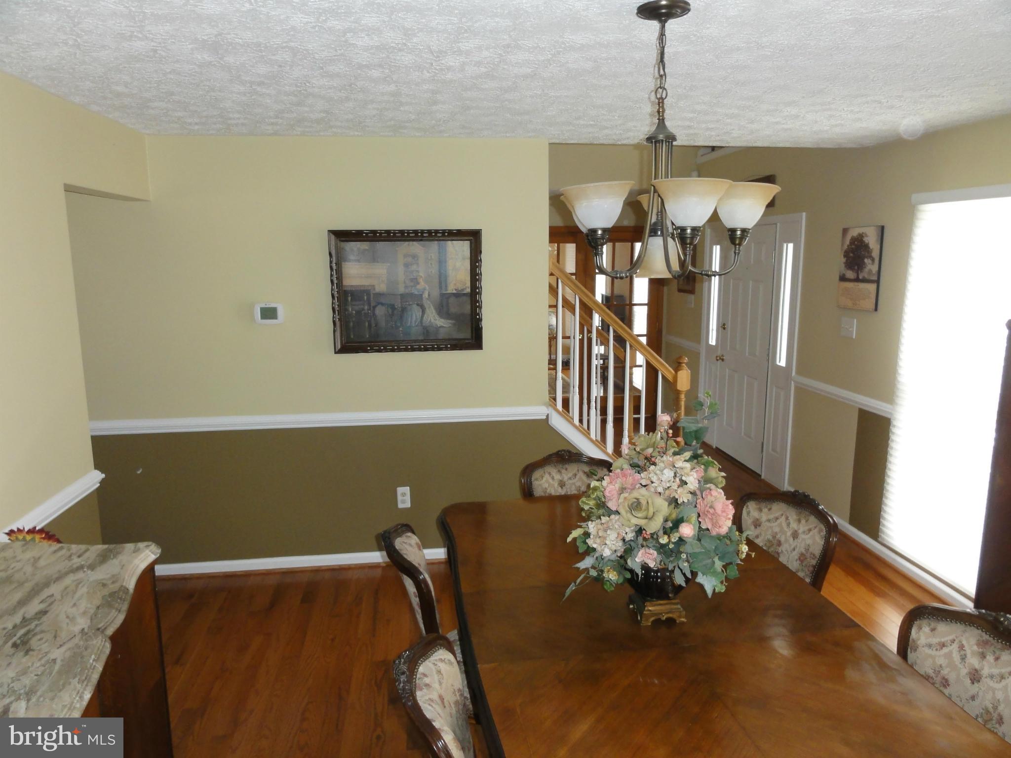 WINDY KNOLLS - Residential