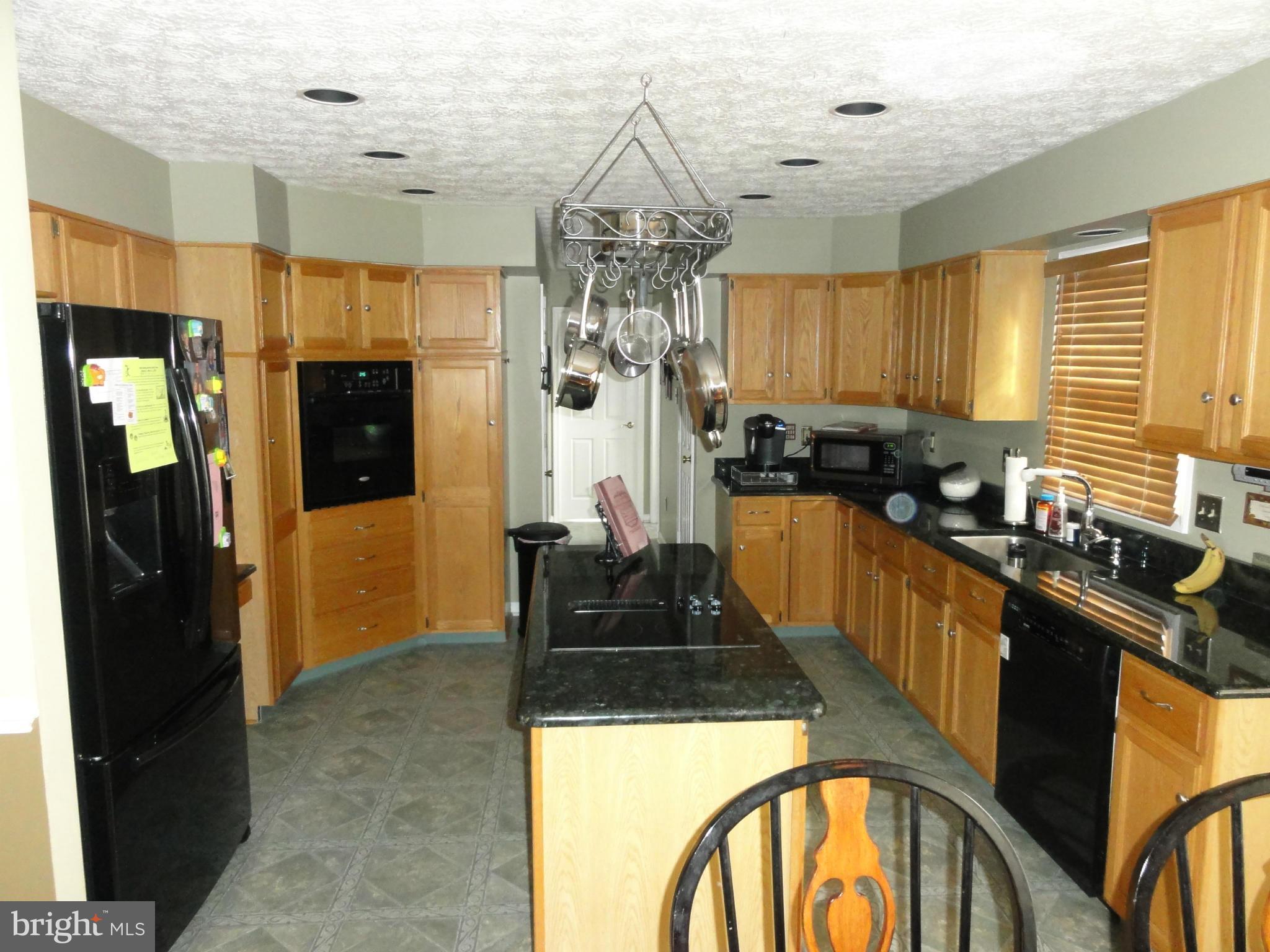 WINDY KNOLLS - Residential