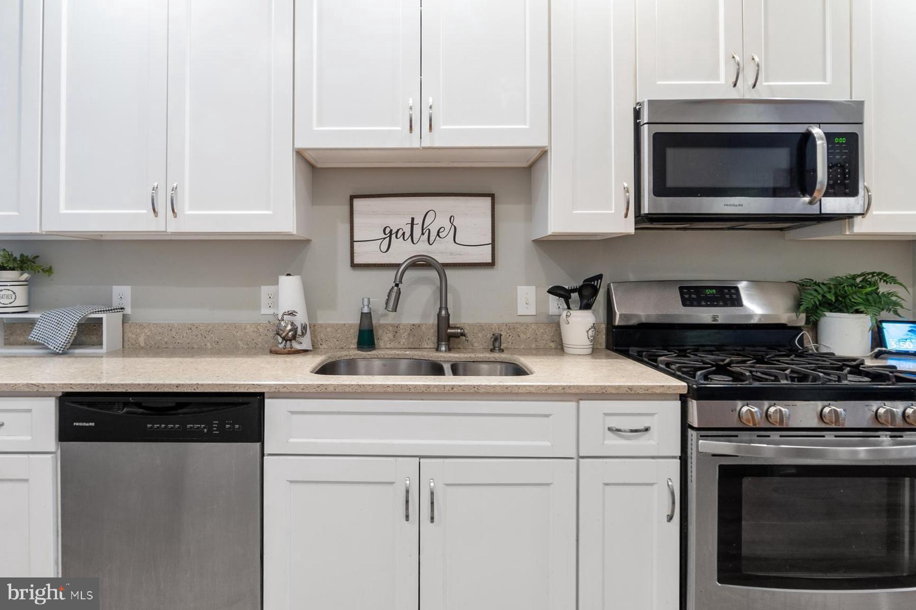 EASTON CLUB - Residential