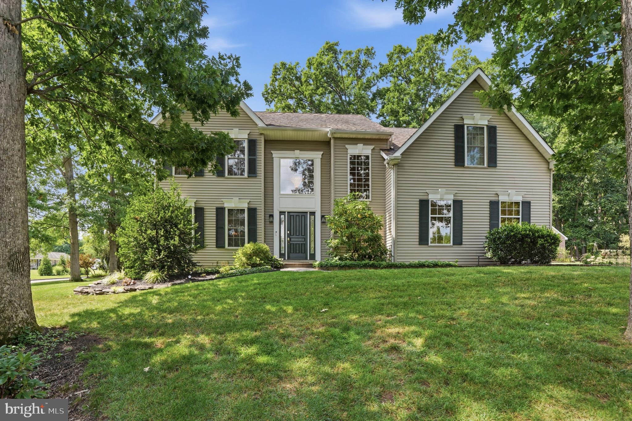 350 OAK RIDGE LANE