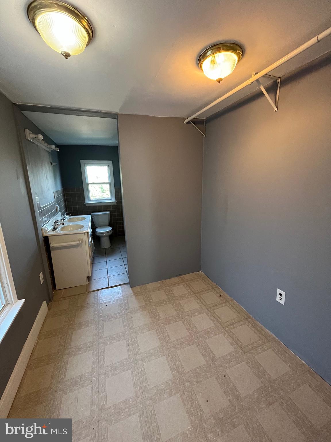 526 S 11TH STREET A