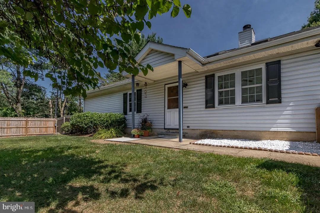 111 Upper Valley Lane, Newark, DE 19711