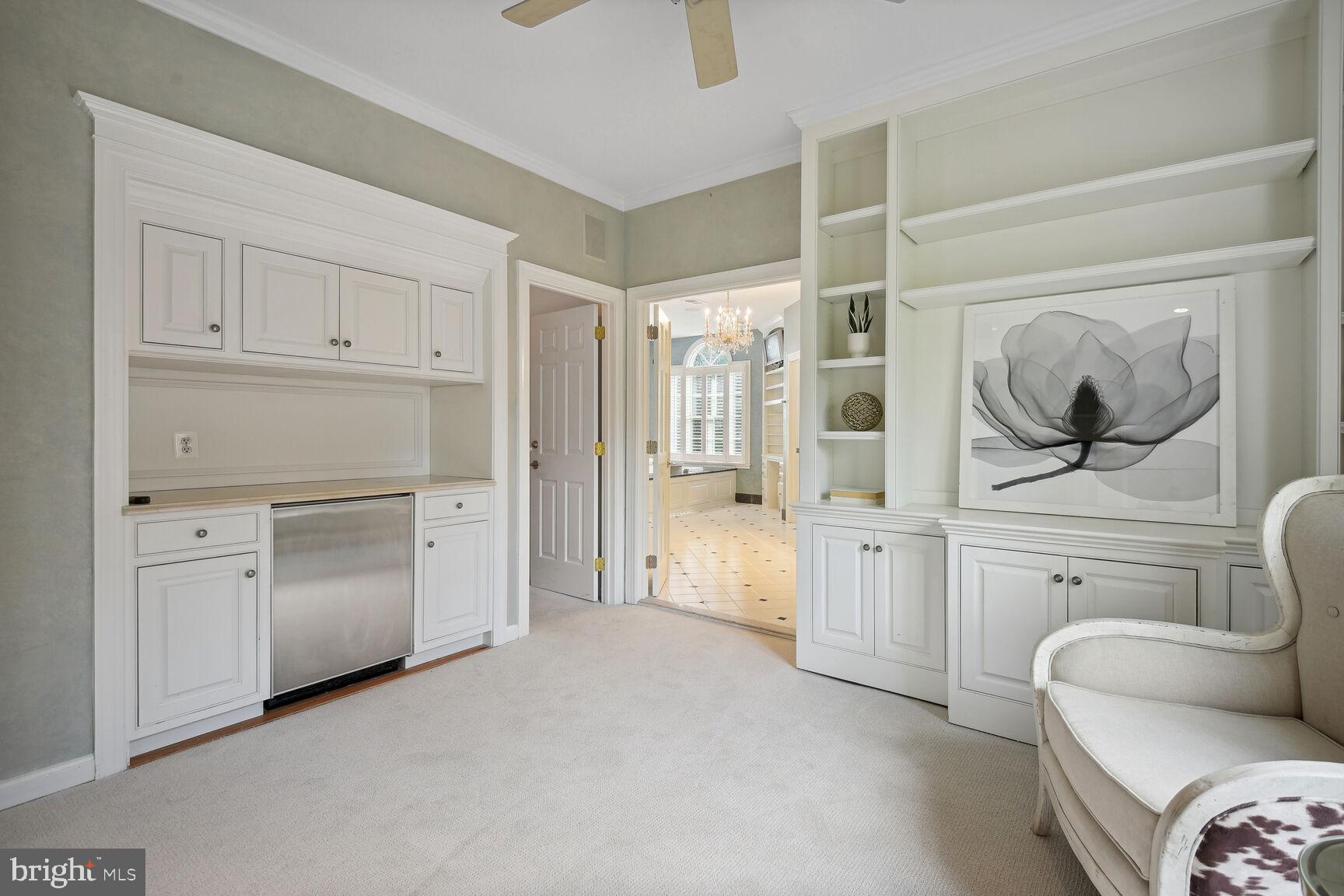 CHEVY CHASE COMMONS - Residential