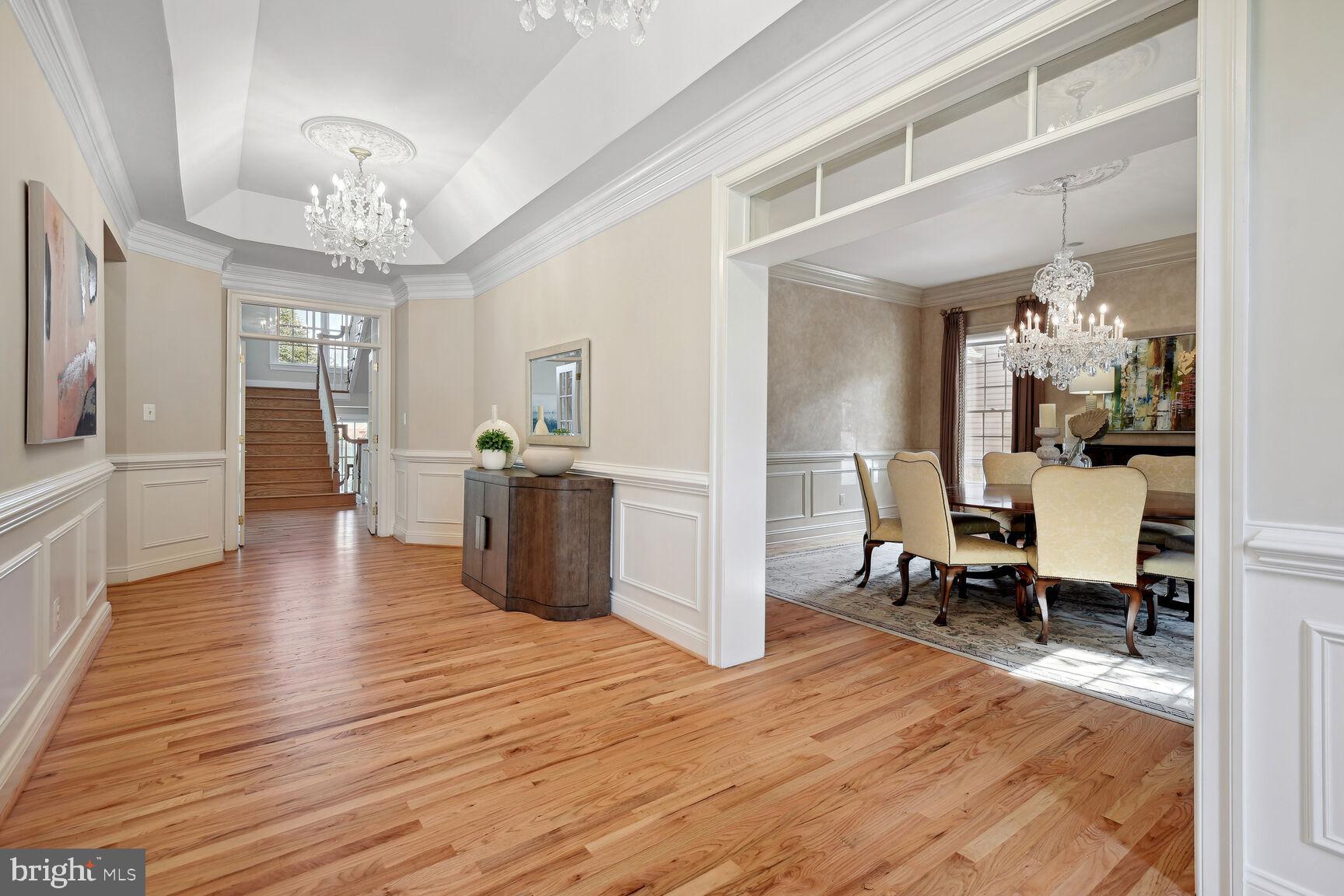 CHEVY CHASE COMMONS - Residential