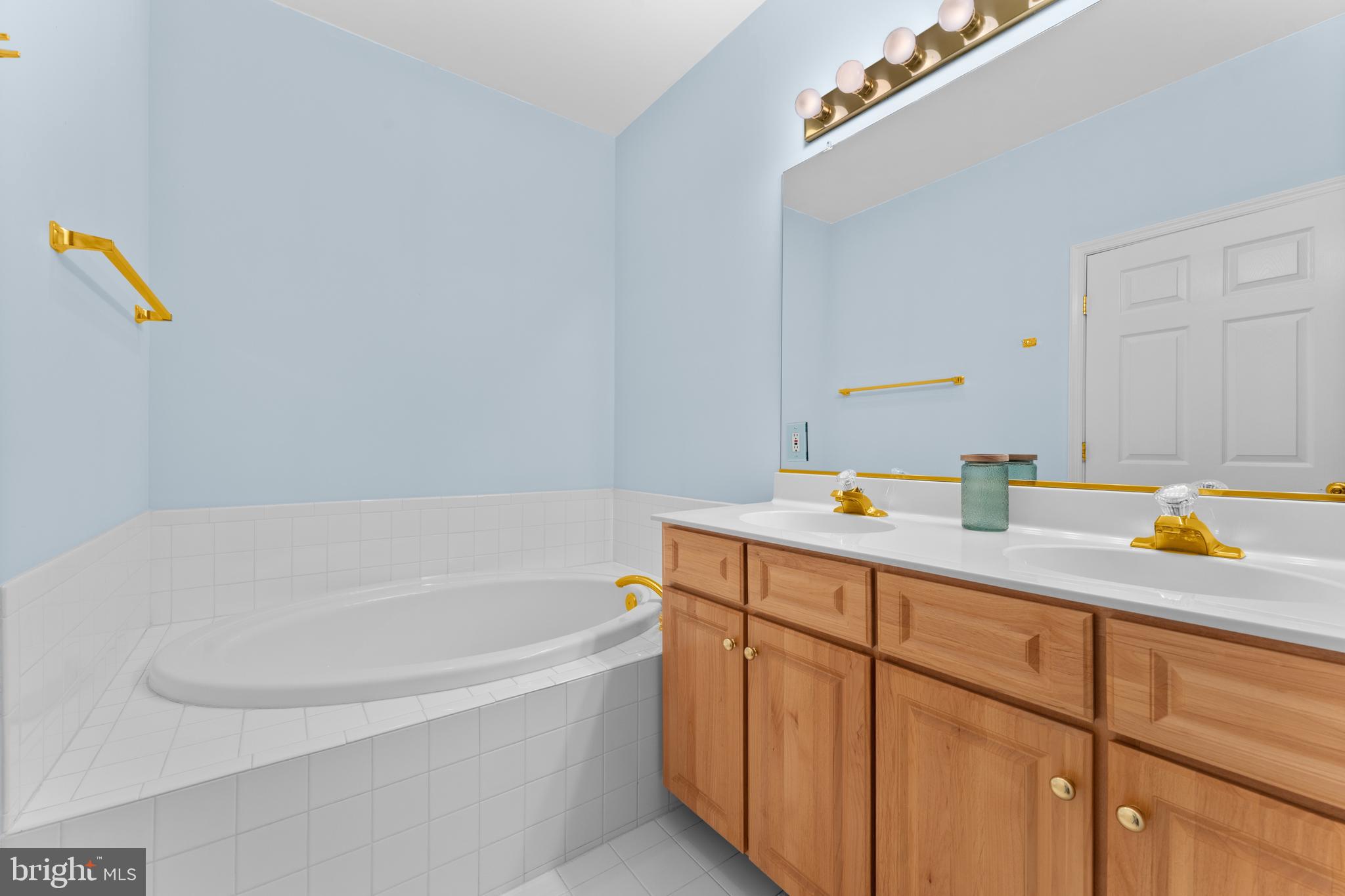 SUMNER LAKE - Residential