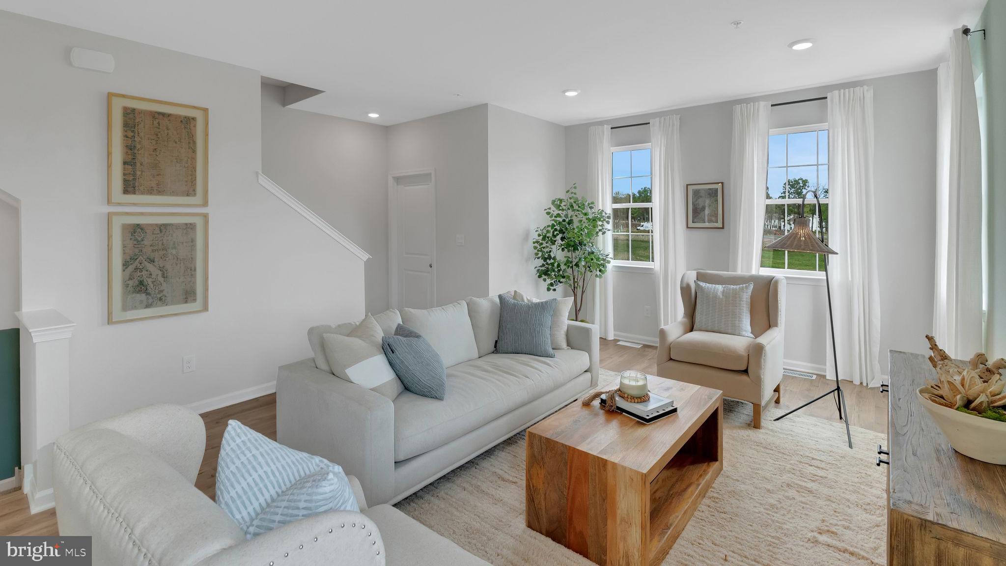 317 LANTERN COURT