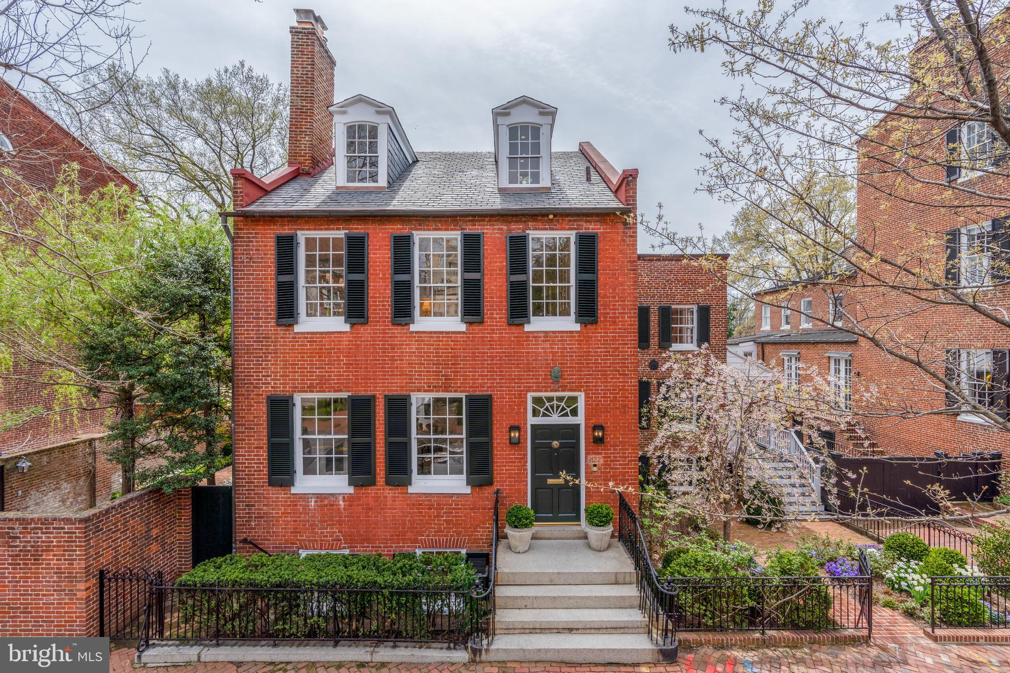 GEORGETOWN - Residential