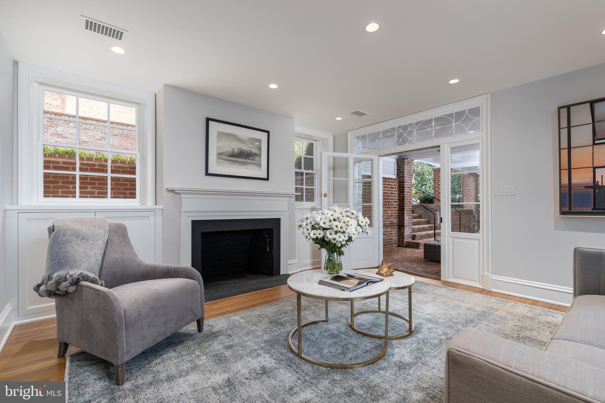 GEORGETOWN - Residential
