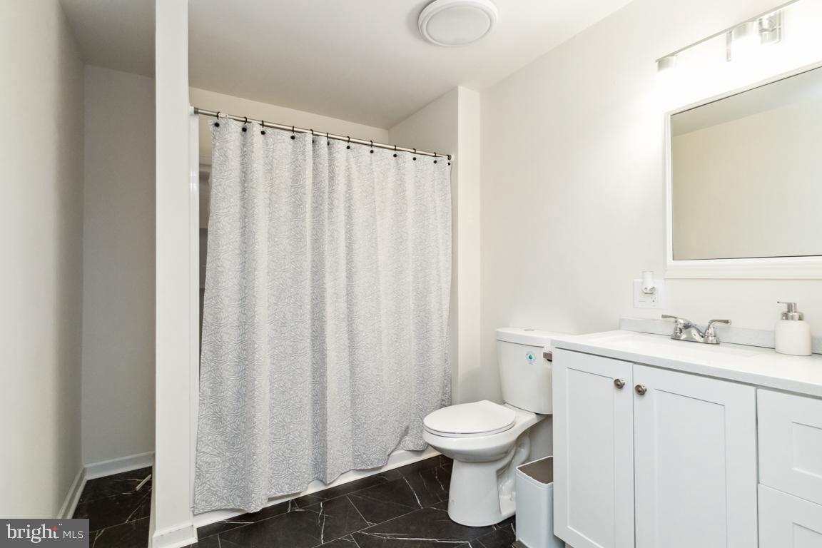 ASPEN GREENS - Residential Lease