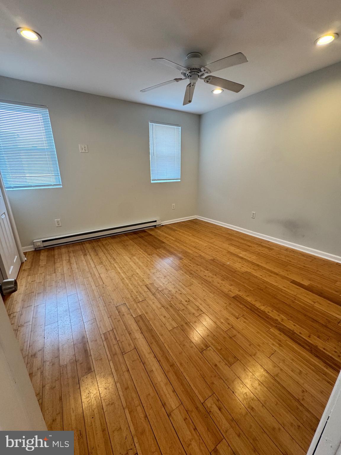 LOWER MOYAMENSING - Residential Lease