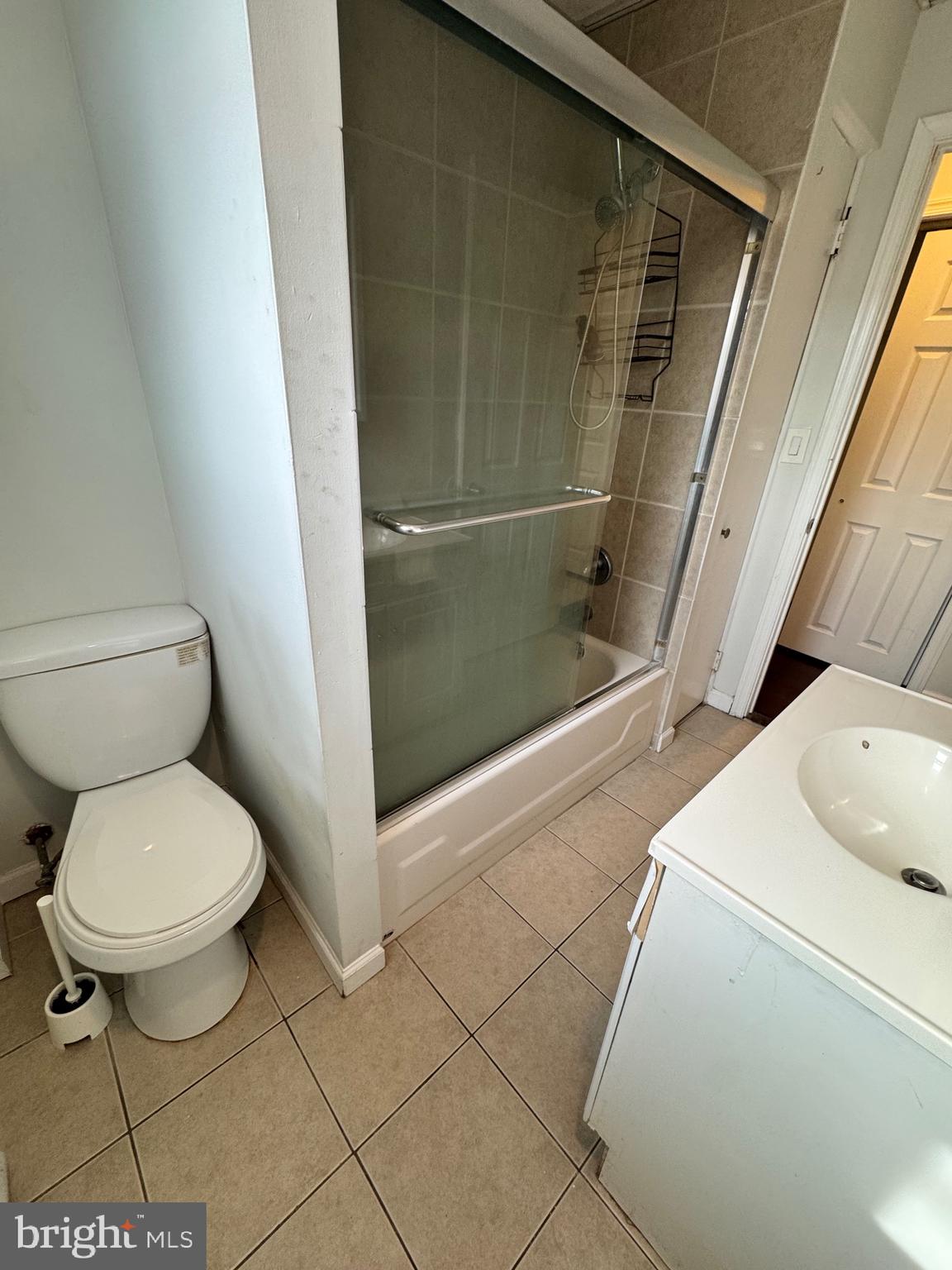 LOWER MOYAMENSING - Residential Lease