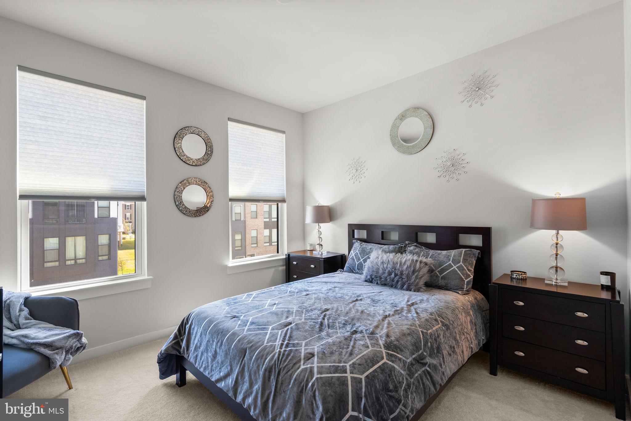 SOUTH LAKE - Residential Lease