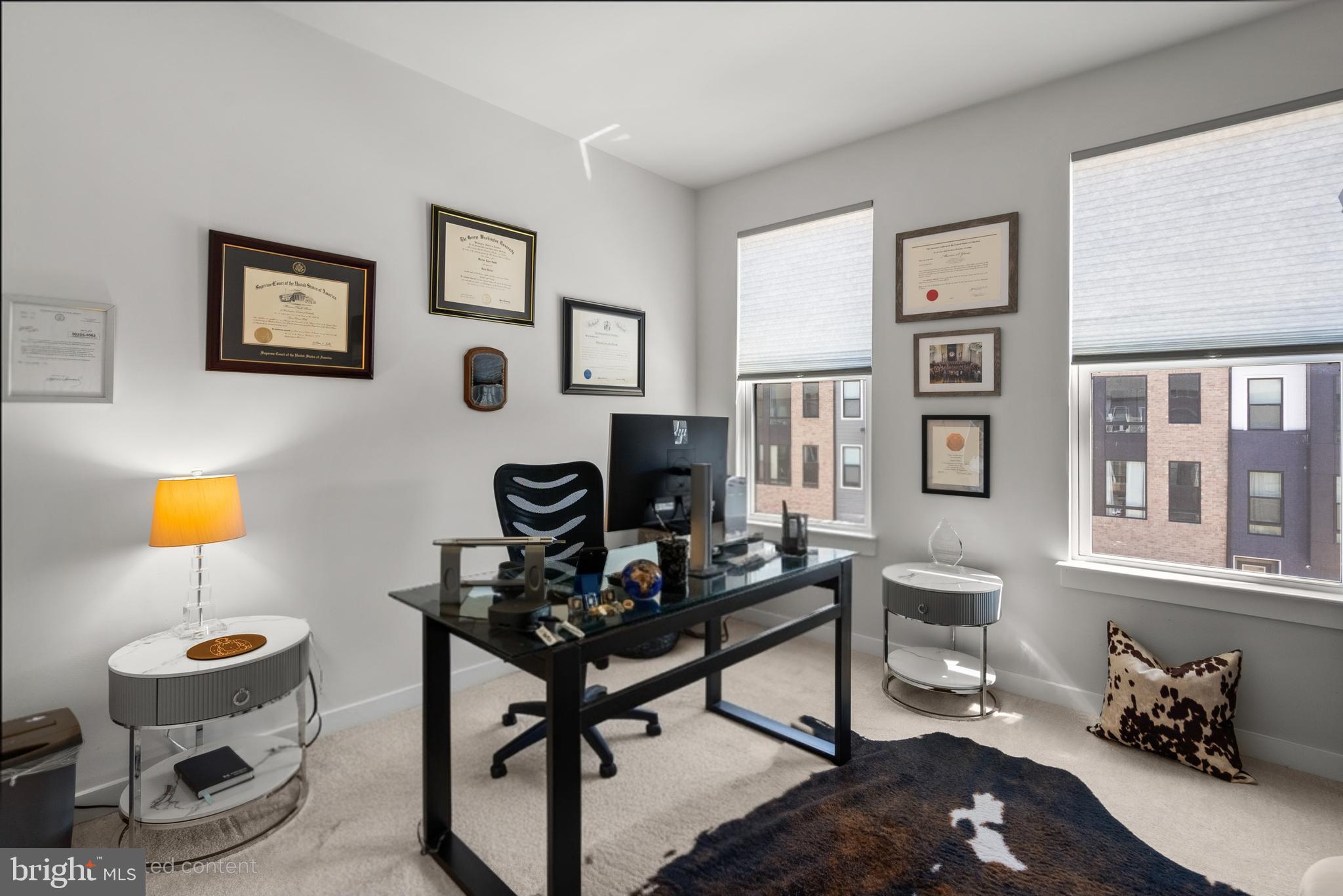 SOUTH LAKE - Residential Lease