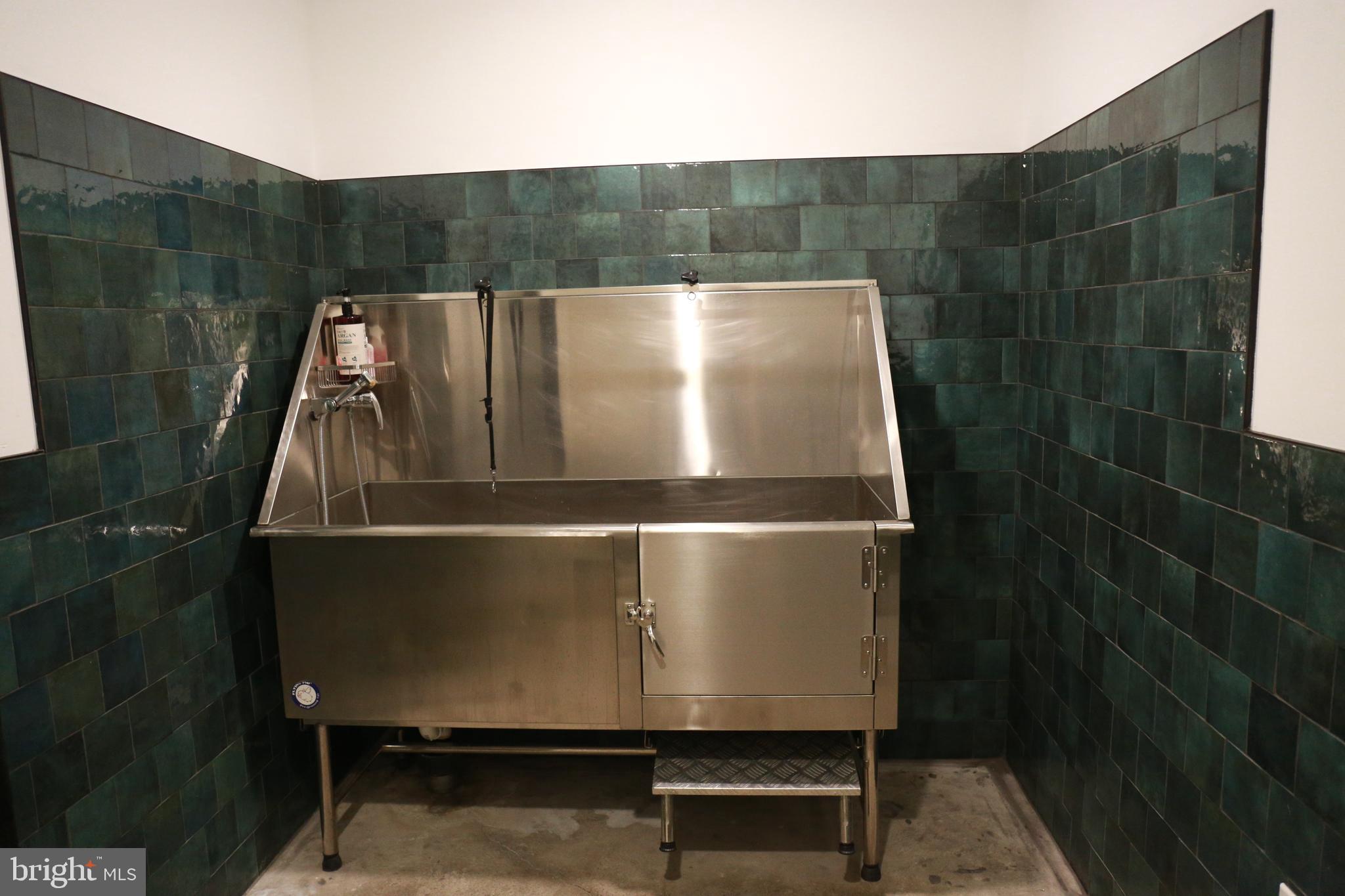 PHILADELPHIA (SOUTH) - Residential Lease