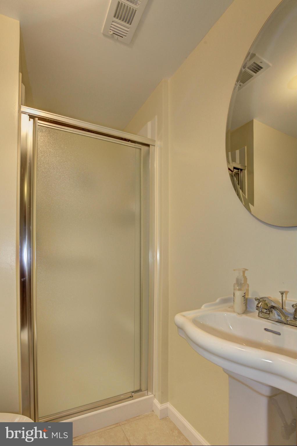 DUFIEF - Residential Lease