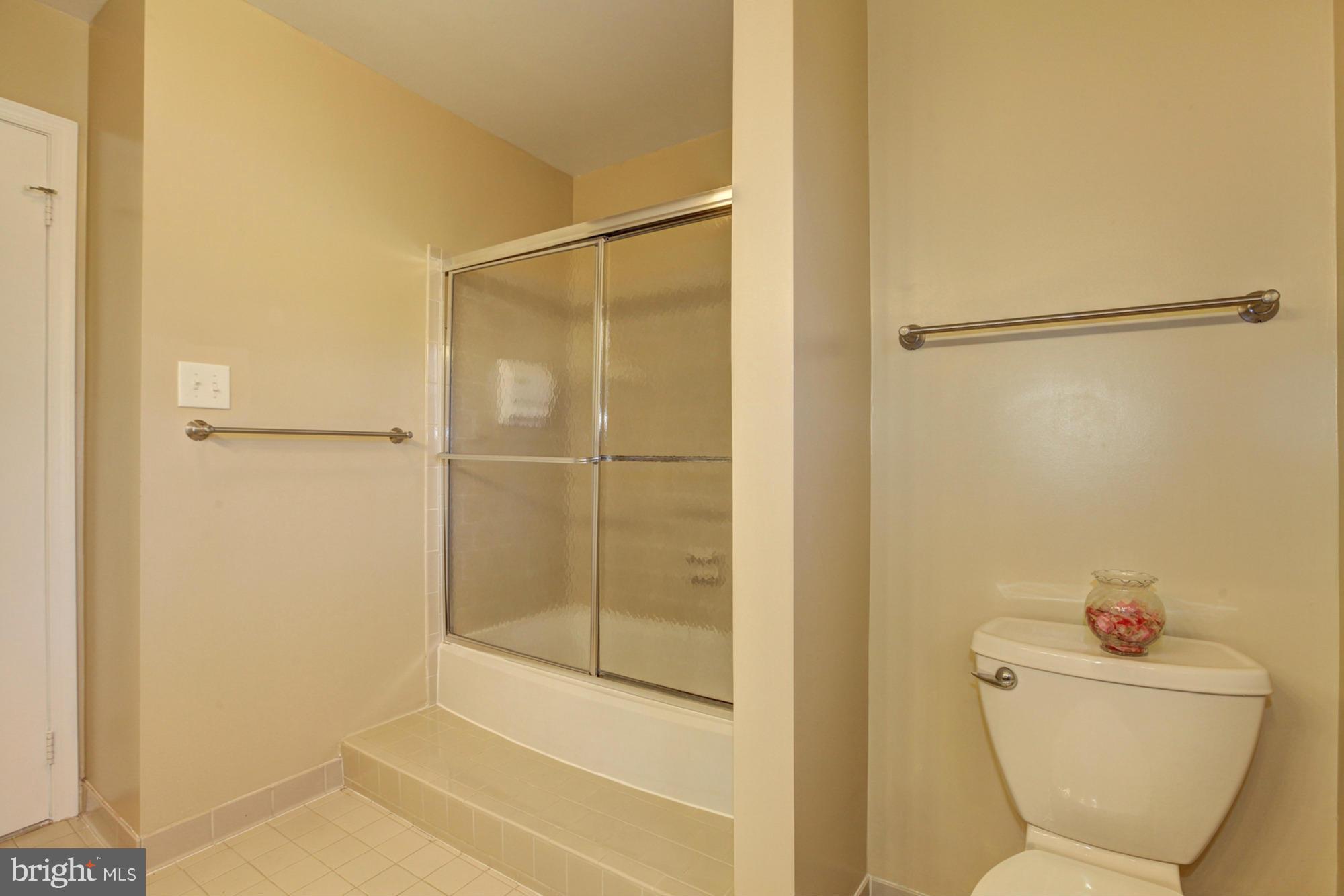 DUFIEF - Residential Lease