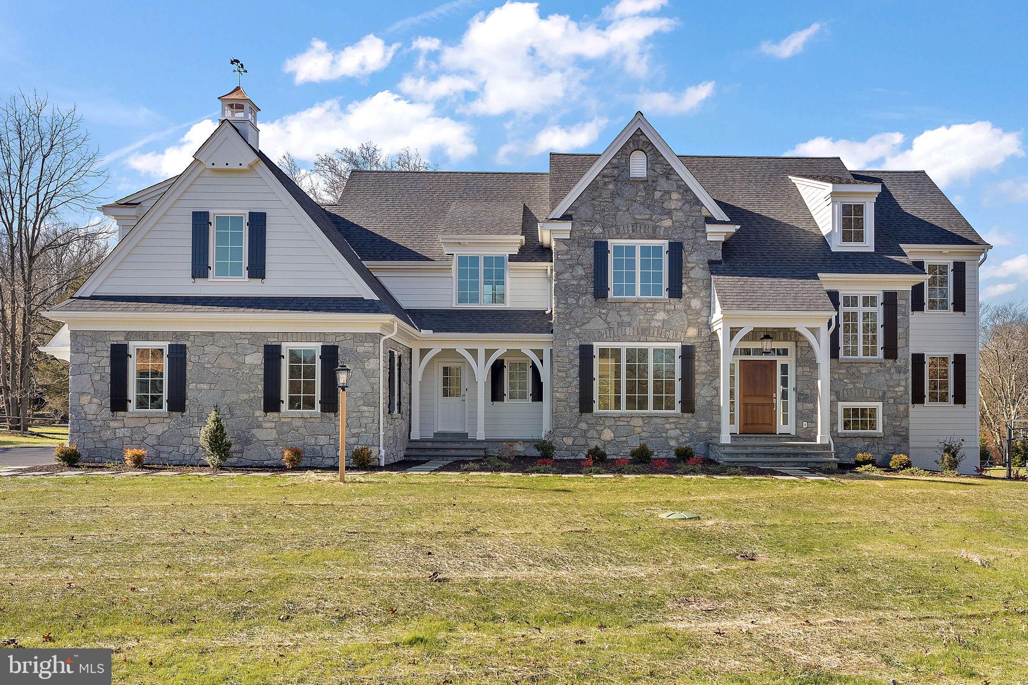 ESTATES AT HOWELL RIDGE - Residential