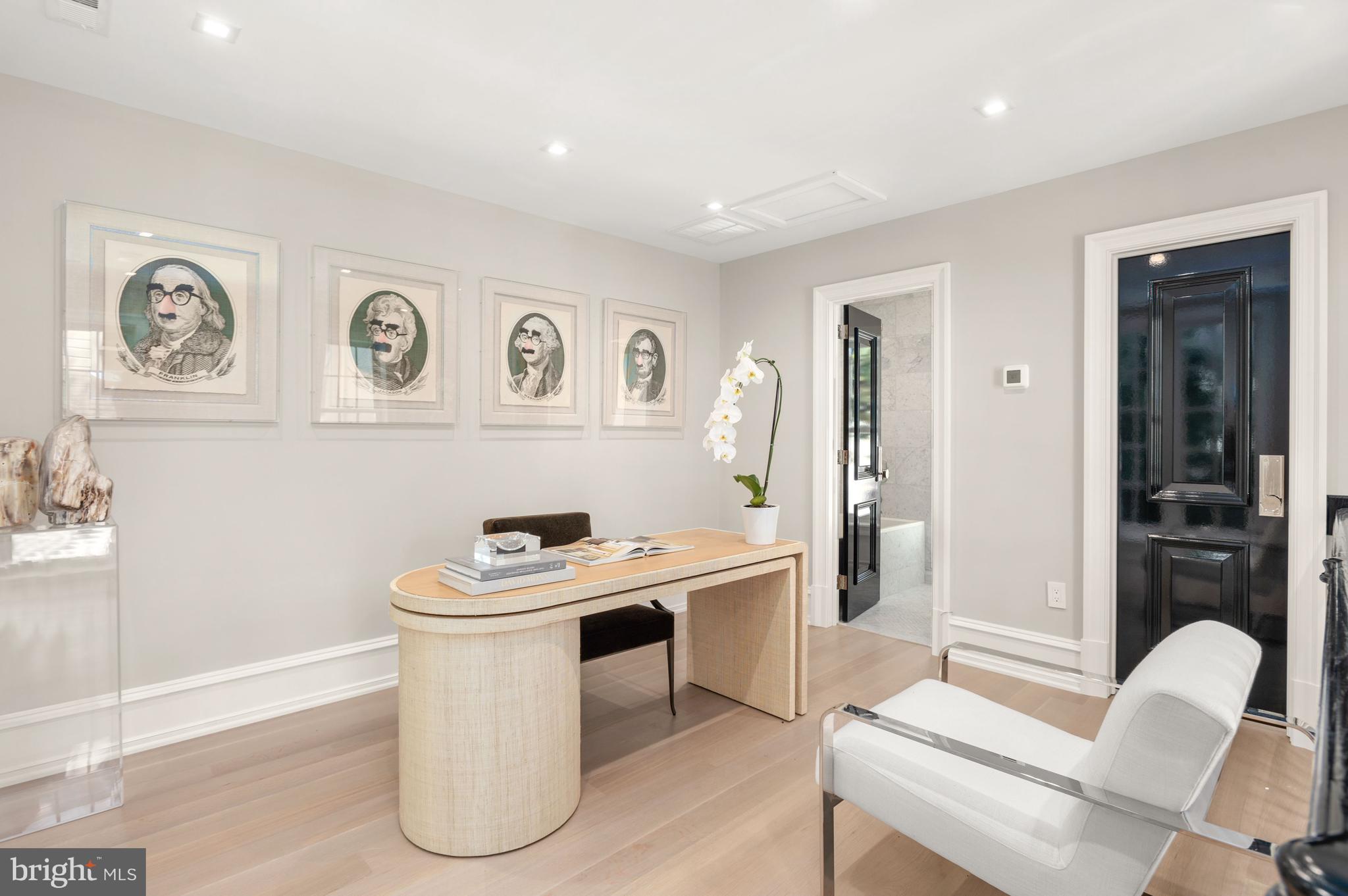 GEORGETOWN - Residential