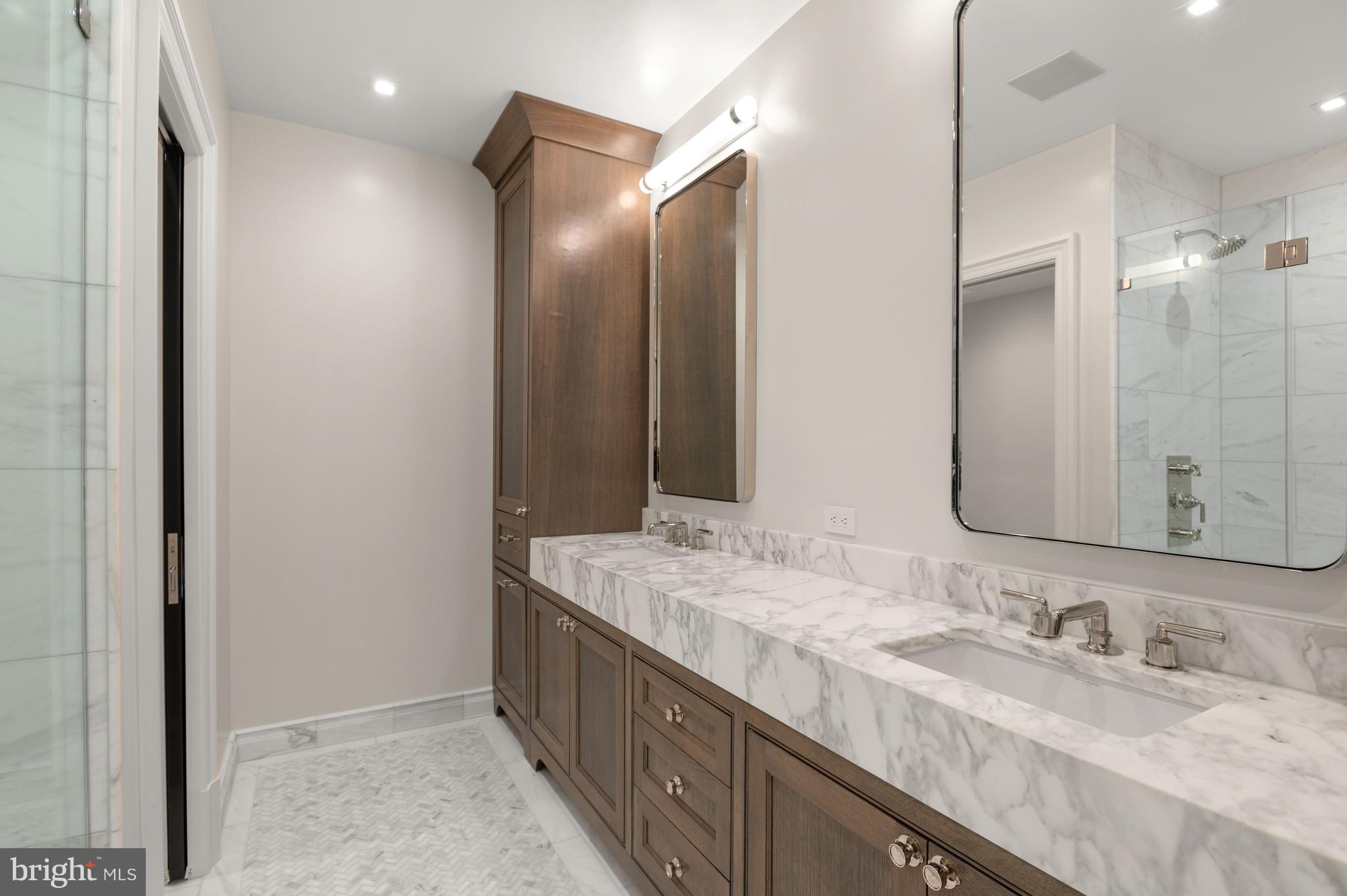 GEORGETOWN - Residential