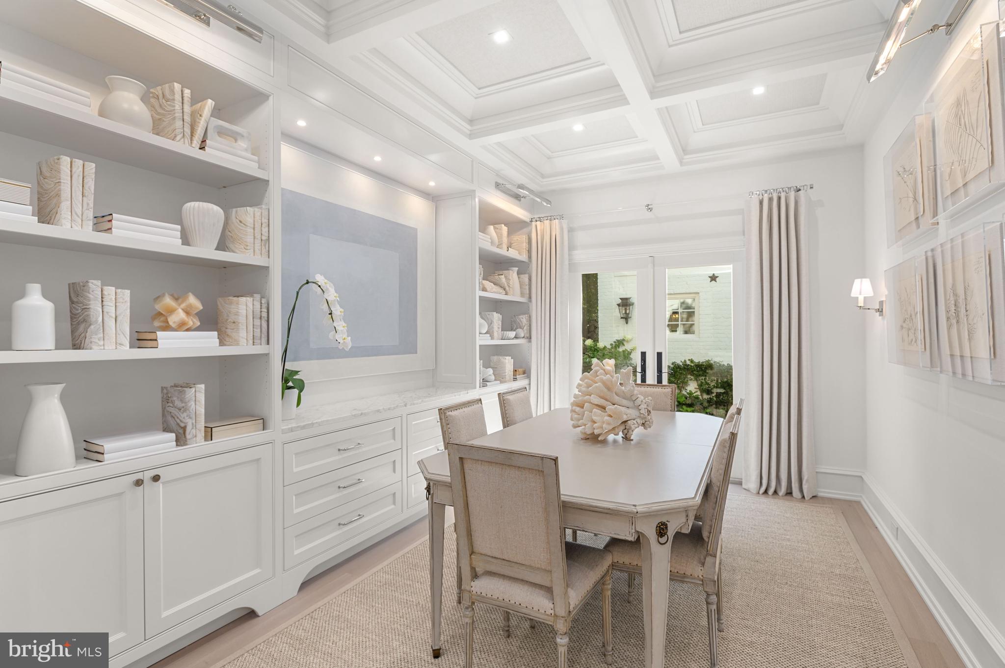 GEORGETOWN - Residential