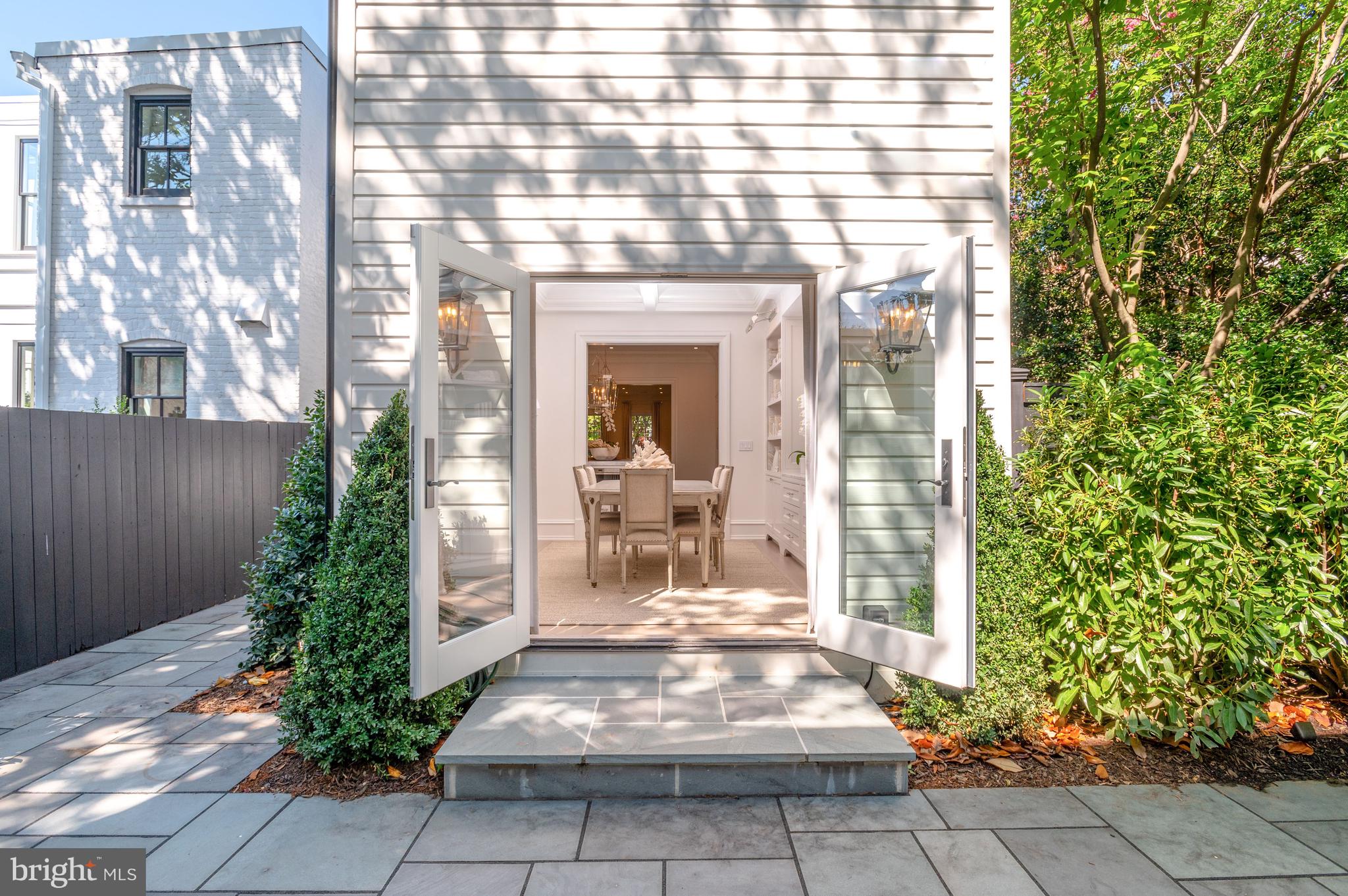 GEORGETOWN - Residential