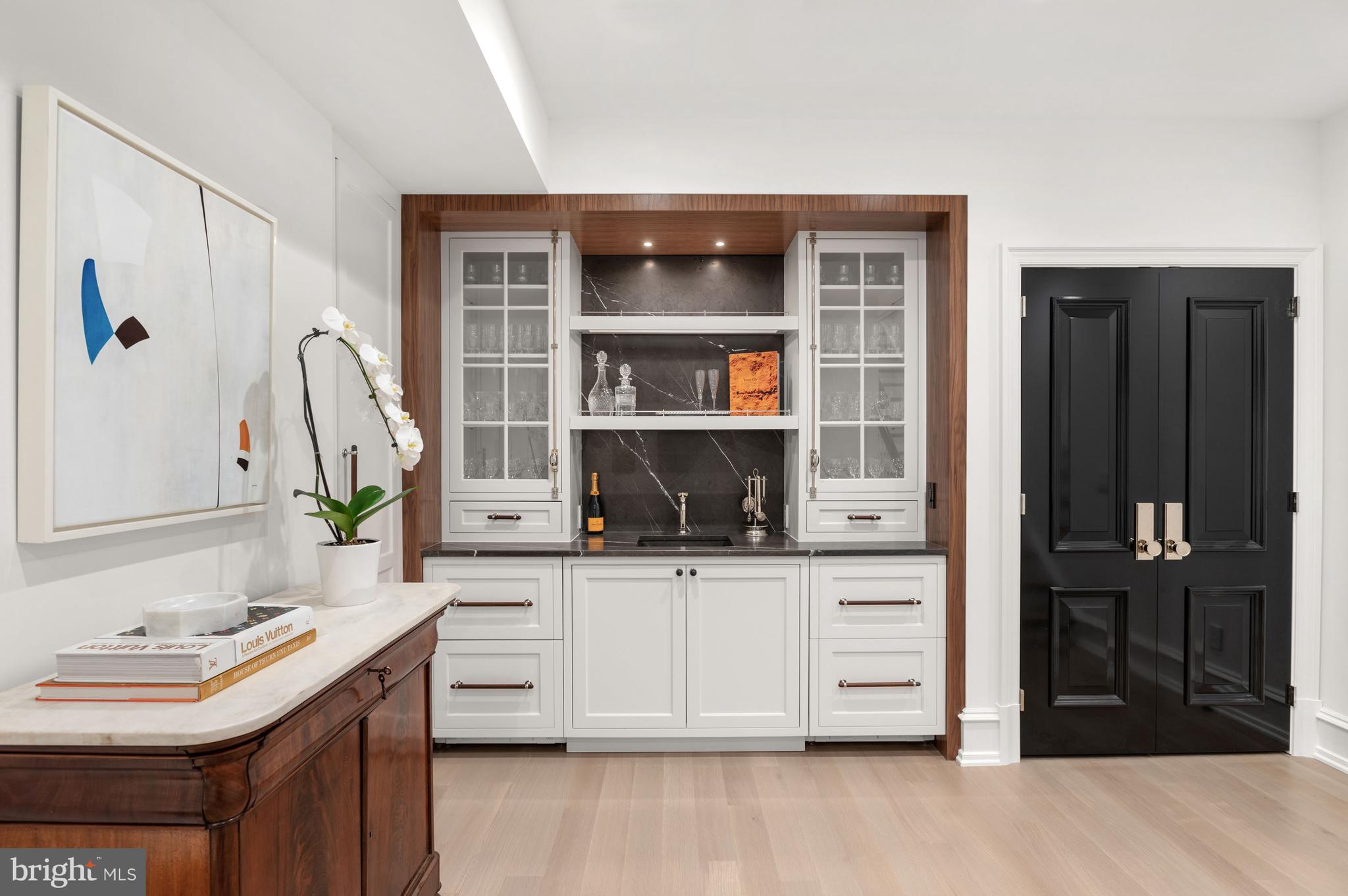 GEORGETOWN - Residential