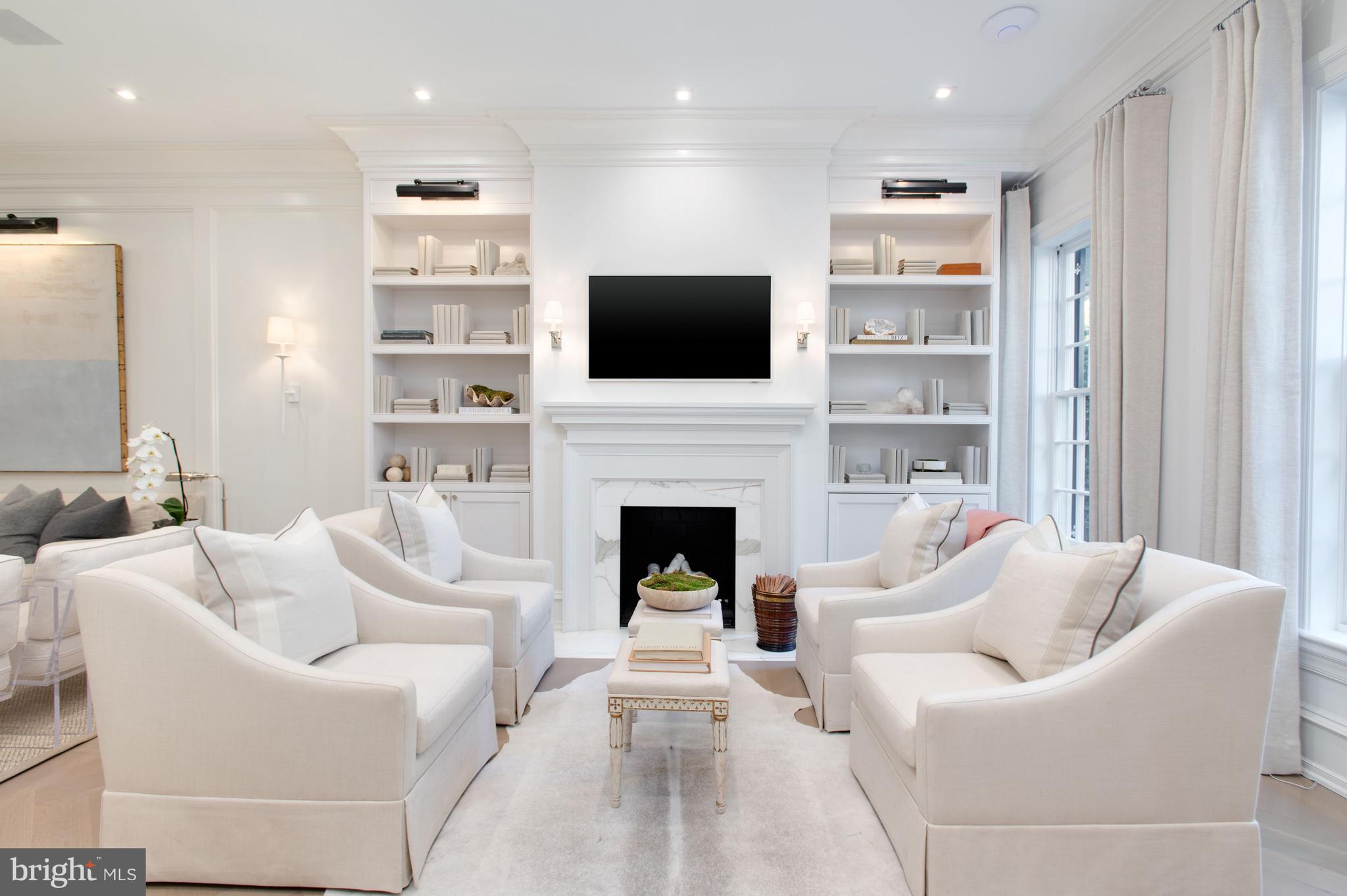 GEORGETOWN - Residential