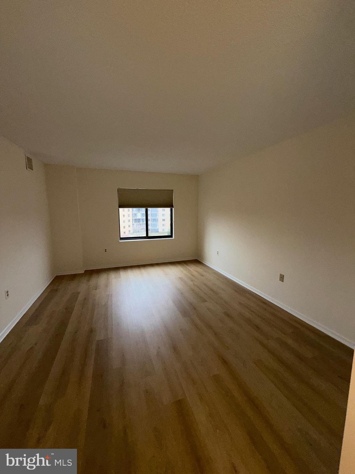 LEISURE WORLD - Residential Lease