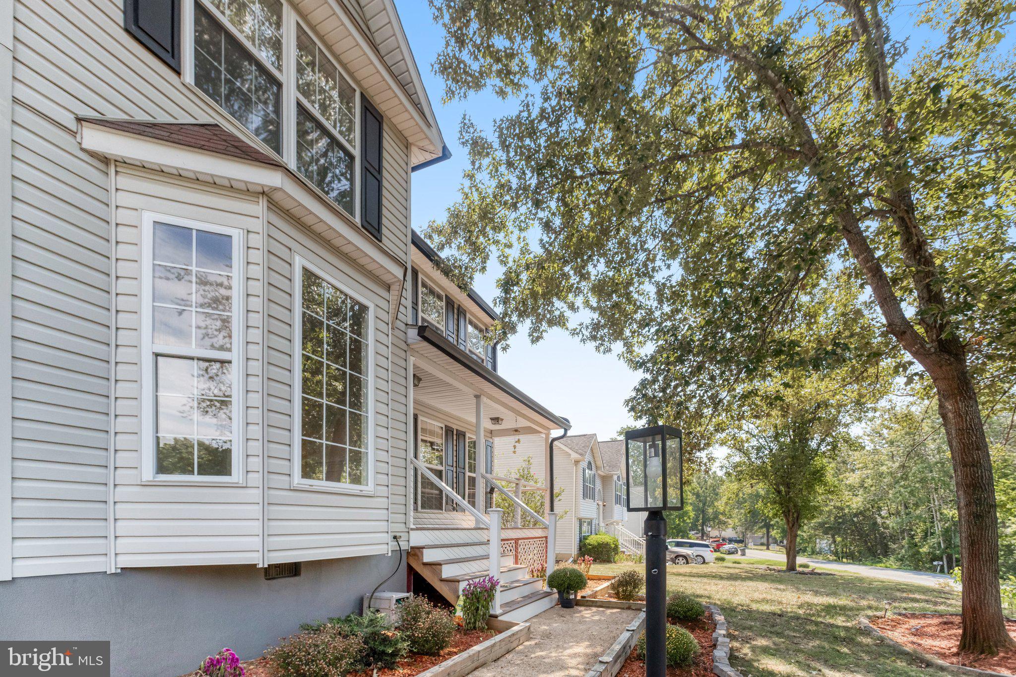 40 MELANIE HOLLOW LANE
