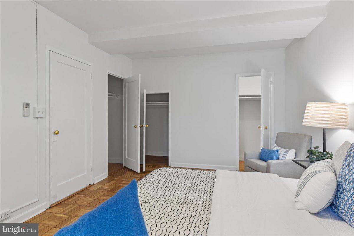 PARK  FAIRFAX - Residential